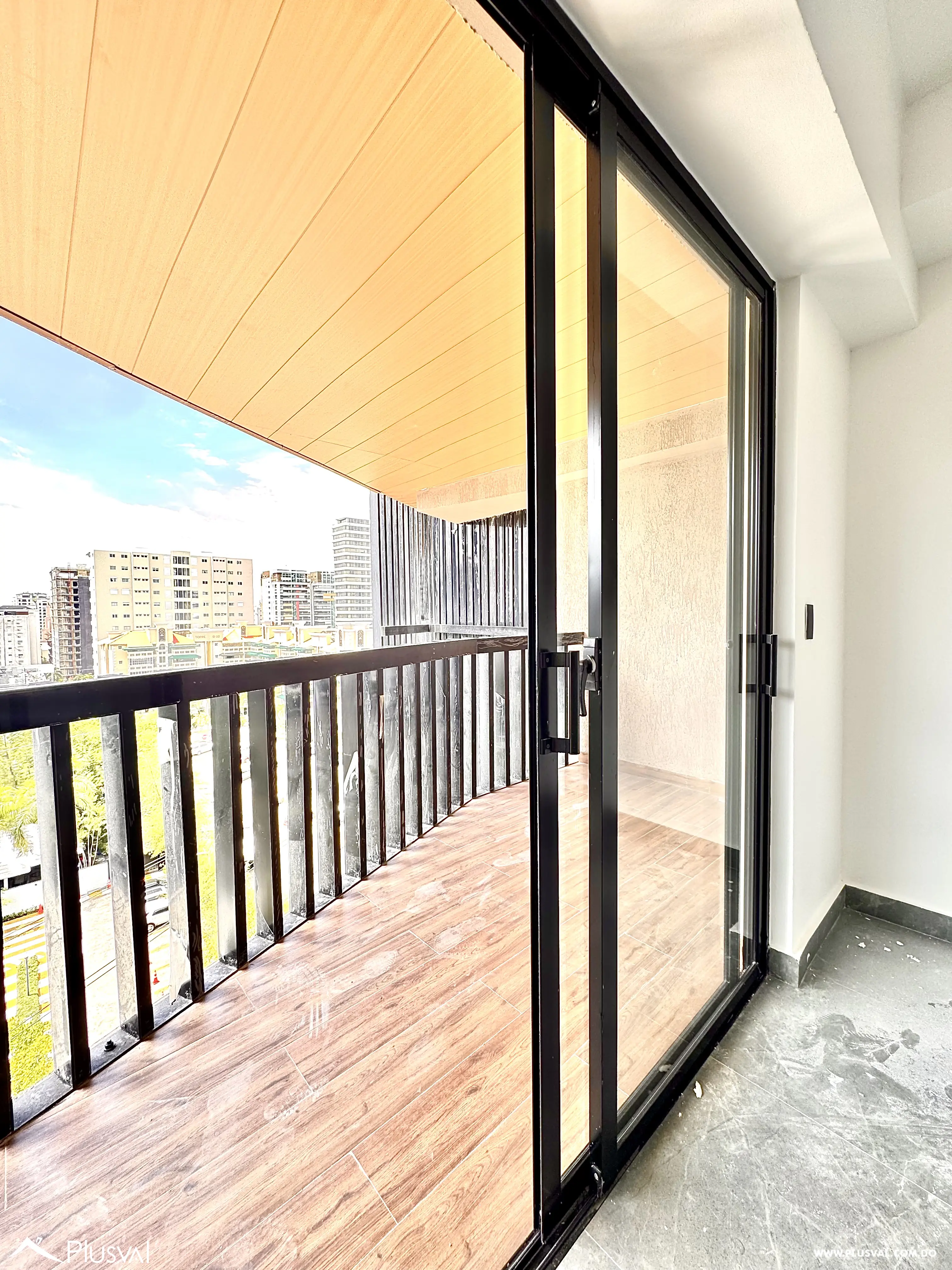 Alquilo Maravilloso Apto. Tipo Loft con excelente Balcon tipo Terraza 501635