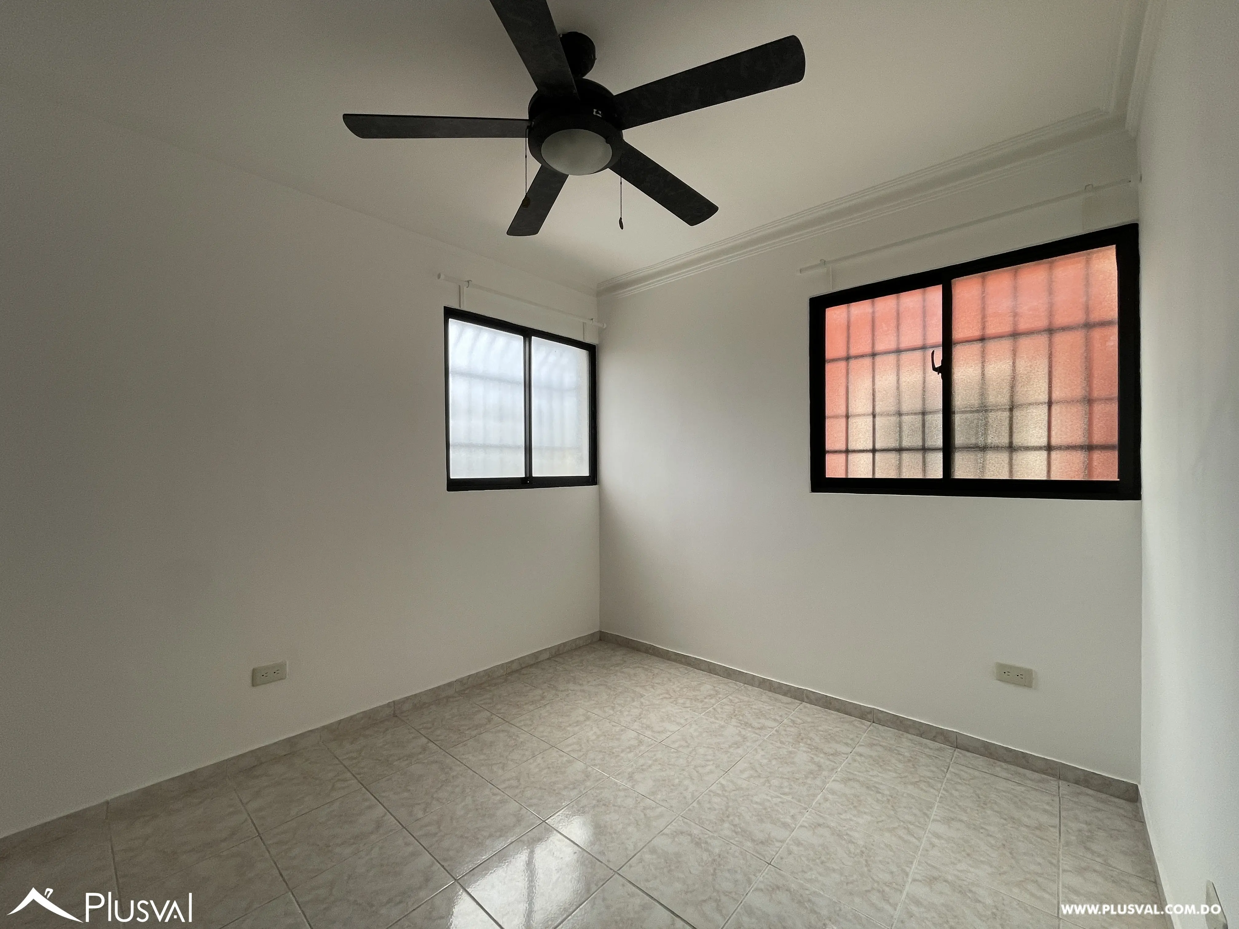 Venta Apartamento Económico de 2 Habitaciones en La Castellana 500380