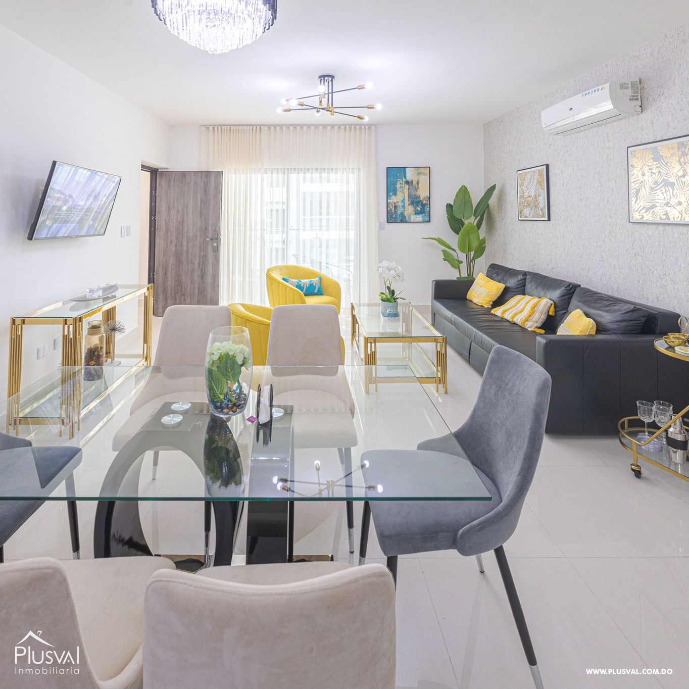 Exclusivo Apartamento Amueblado de 3 Habitaciones 245018