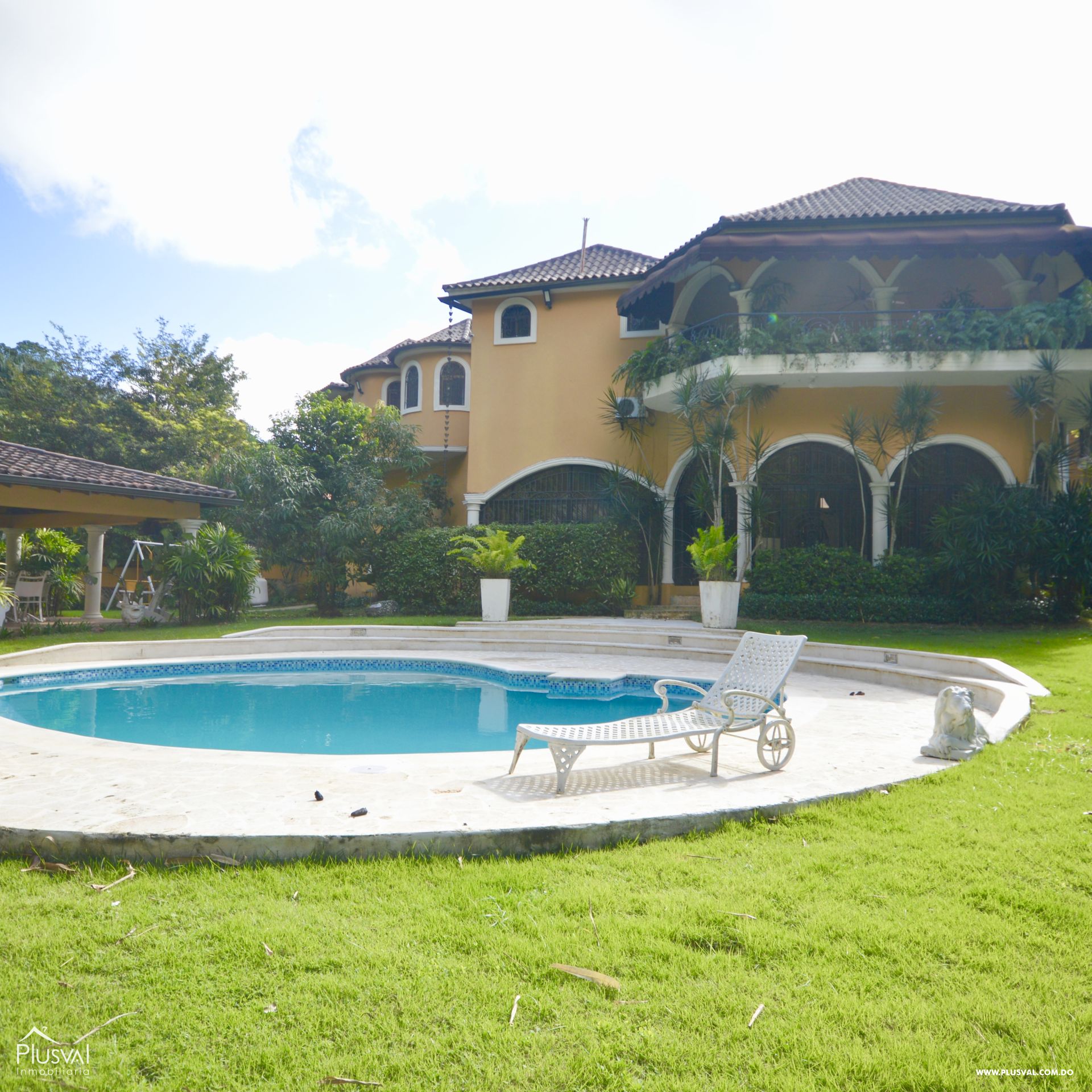 Imponente casa en venta 257829
