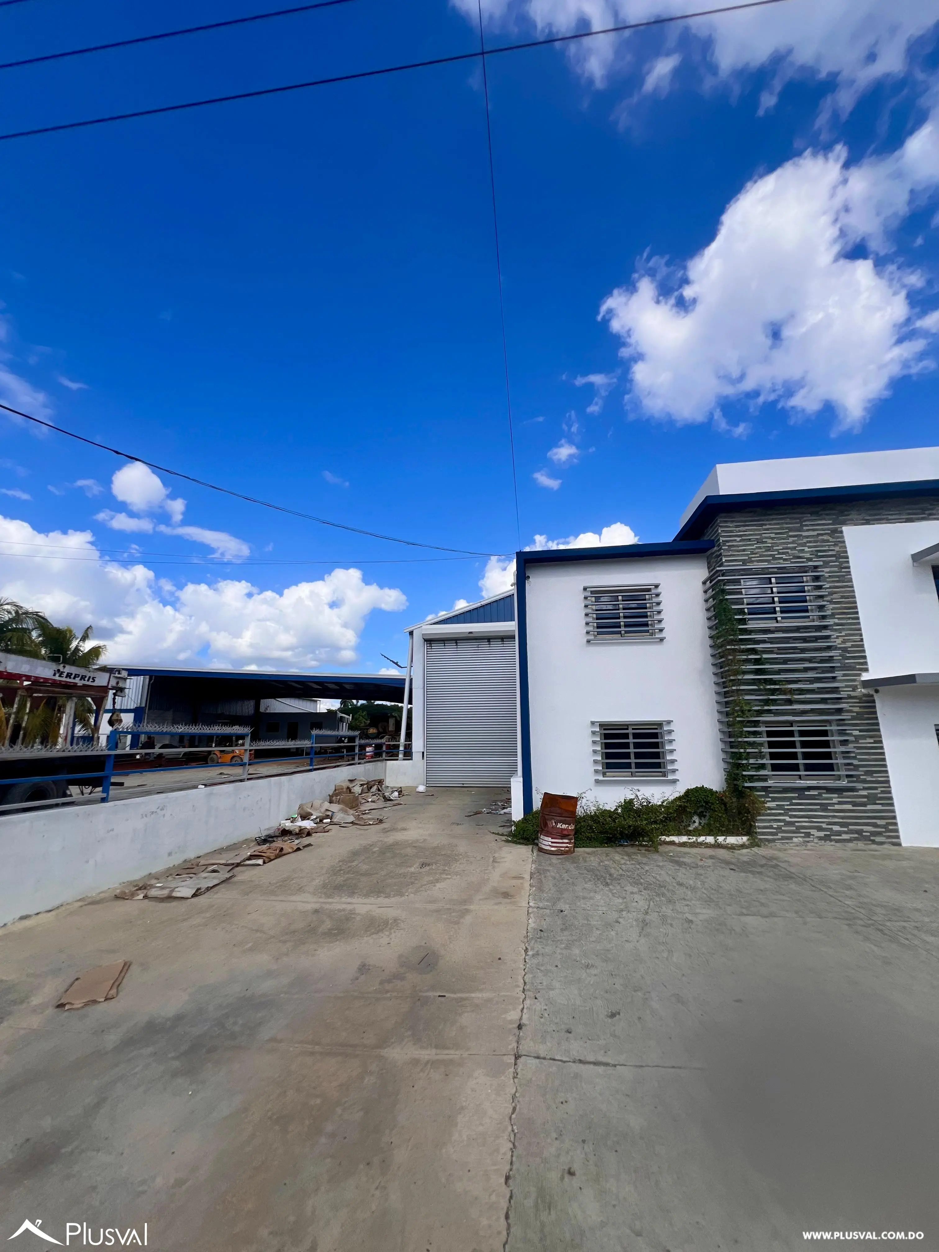 Nave Industrial en Venta en la Autopista Duarte, con Excelente Acceso 475398
