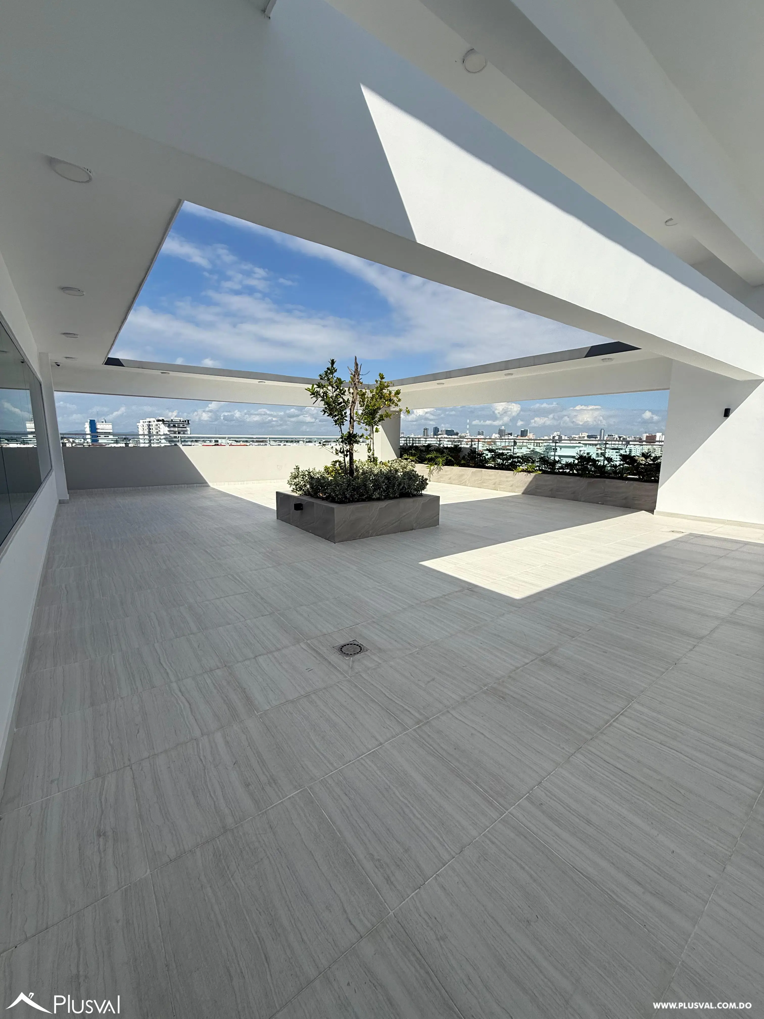Apartamento en Alquiler con Espectacular Vista al Mar en Bella Vista 494800