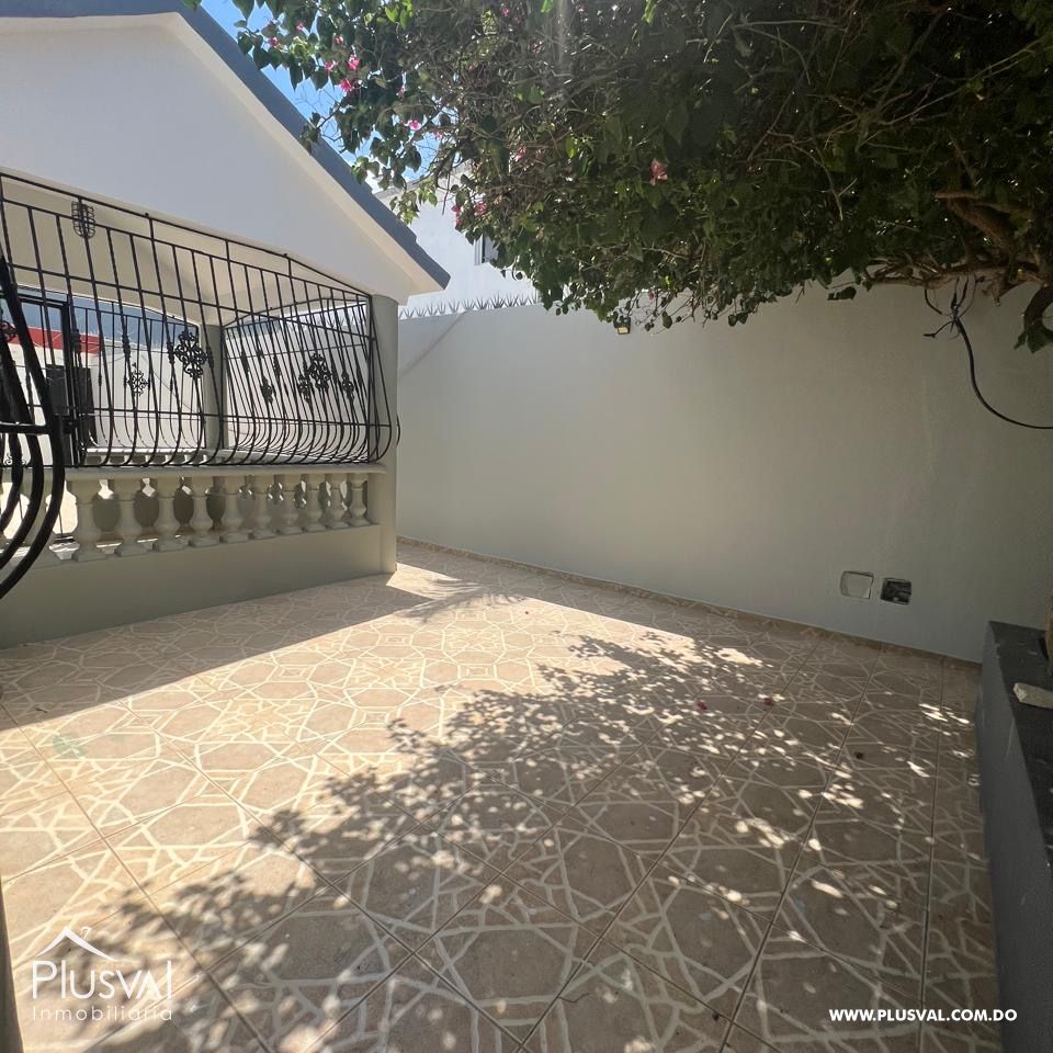 Casa con dos viviendas cada unas con tres dormitorios en Brisa Oriental SDE 412811