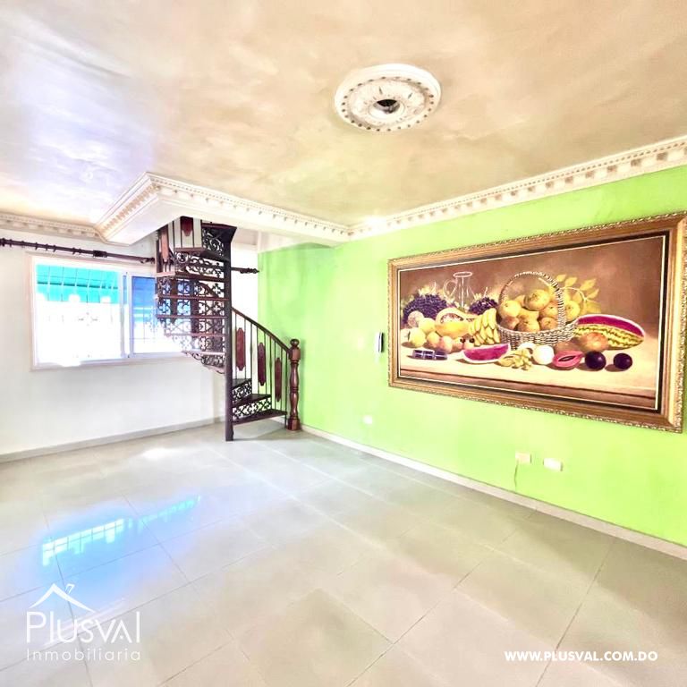 Amplio Penthouse en venta en Alma Rosa I 321425