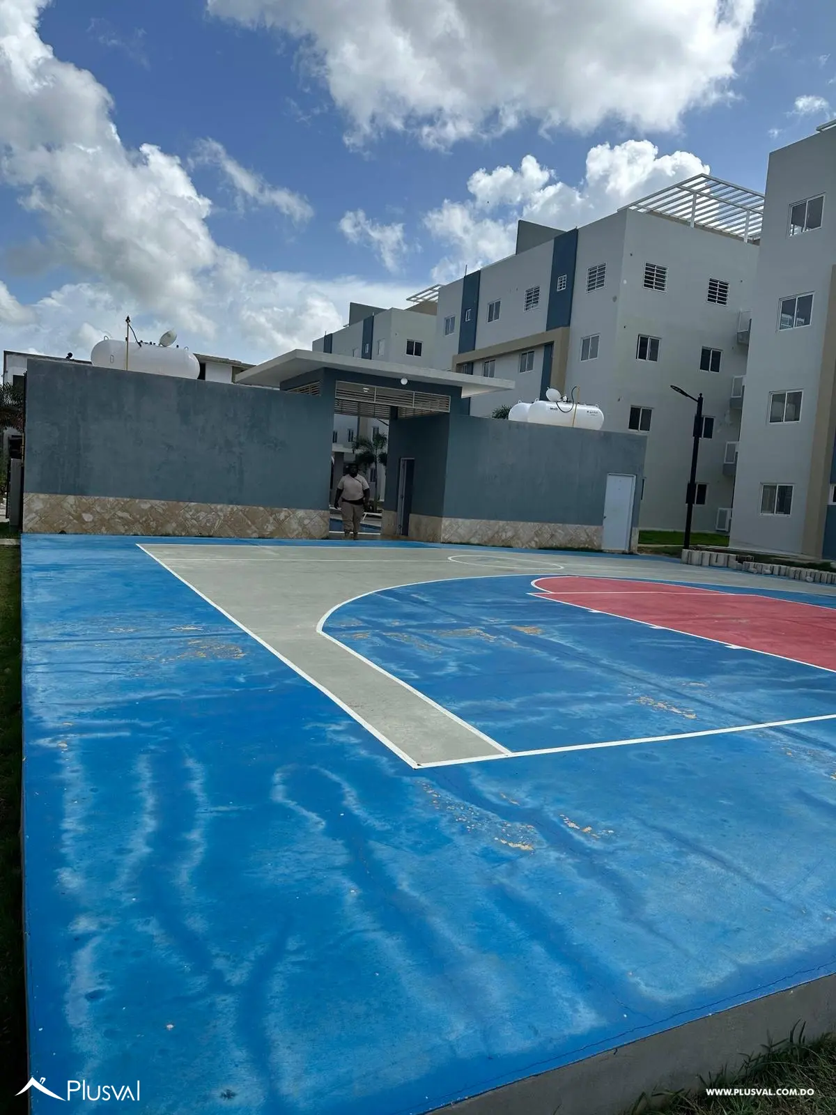 Apartamento en La Romana de 3 habitaciones 497819