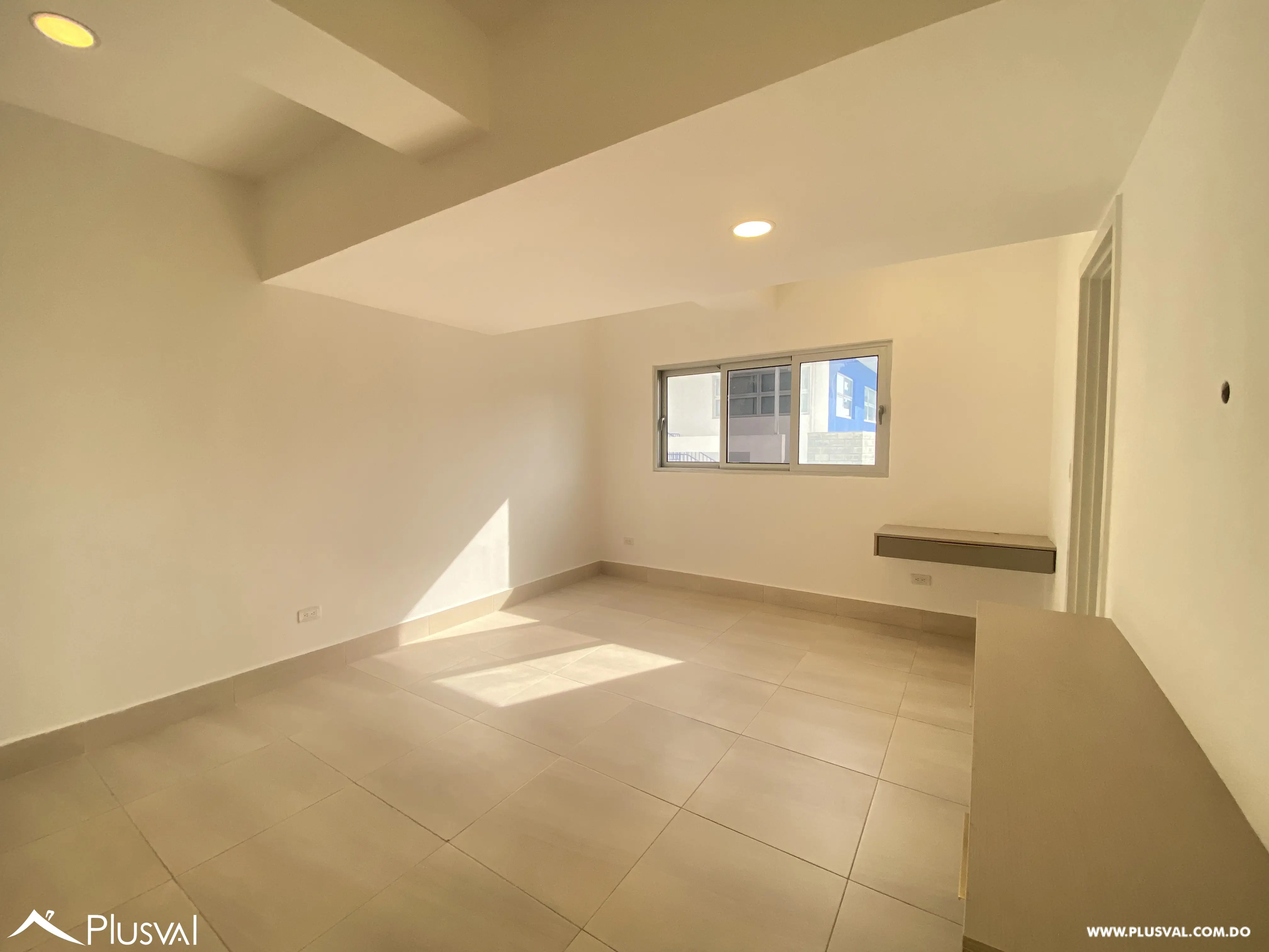 Alquilo Excelente y Amplio Apartamento en Zona Exclusiva en  La Esperilla 467470
