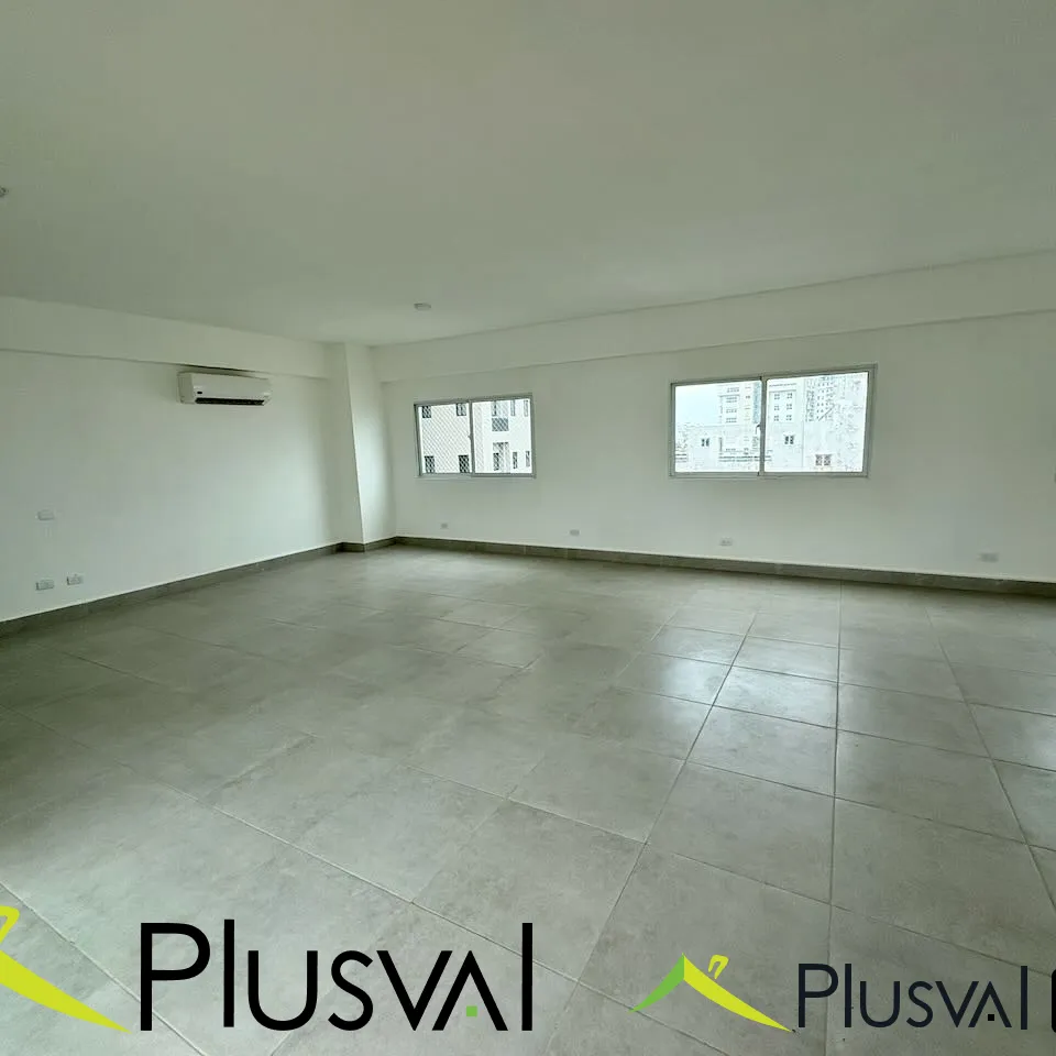 Apartamento de 1 habitación en Bella Vista con balcón, piscina, gimnasio y salón multiusos. 431970