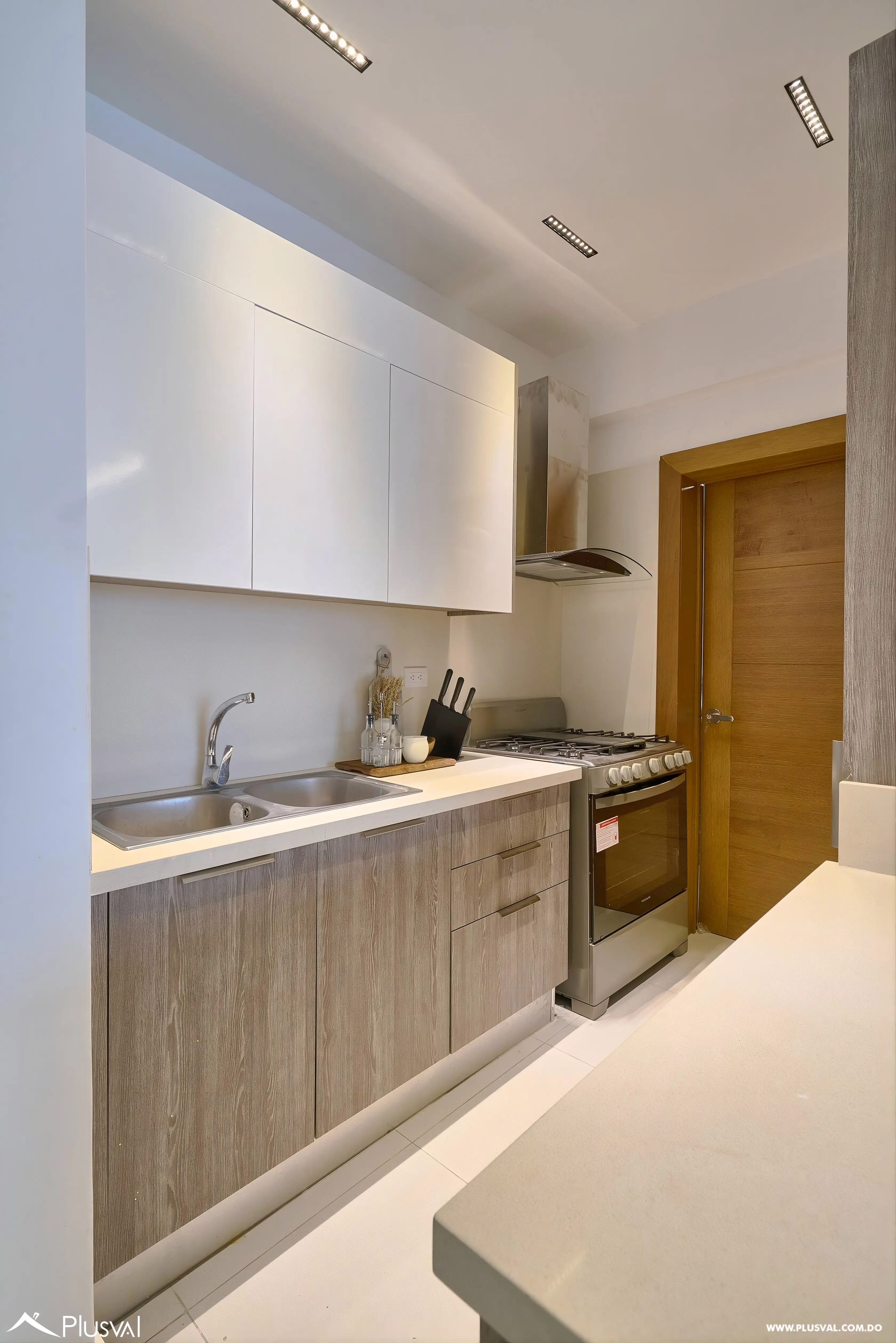 Rento Moderno Apartamento de 2 Habitaciones Bella Vista | Piscina Rooftop & Gym 533512