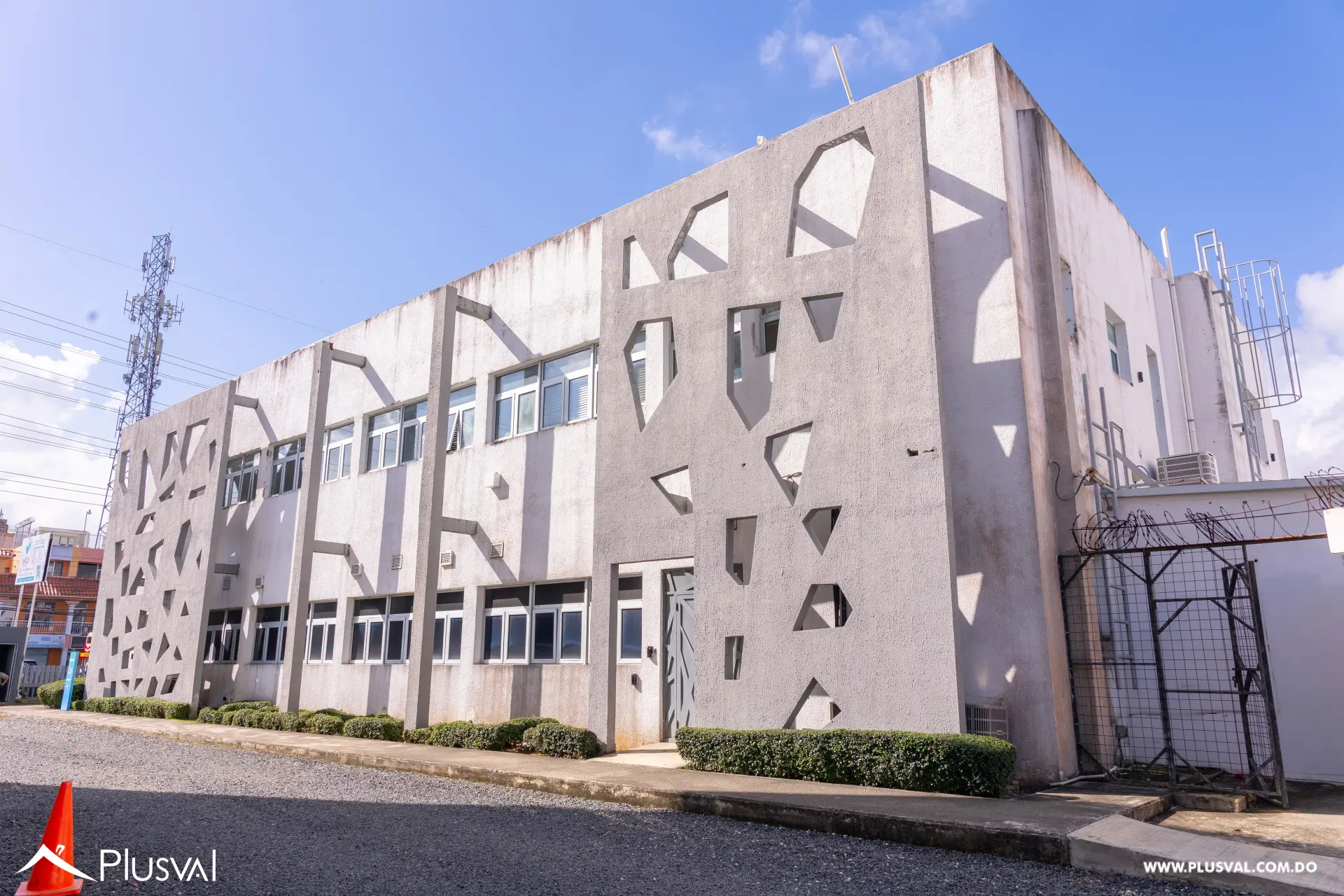 Edificio Comercial En Alquiler 494932