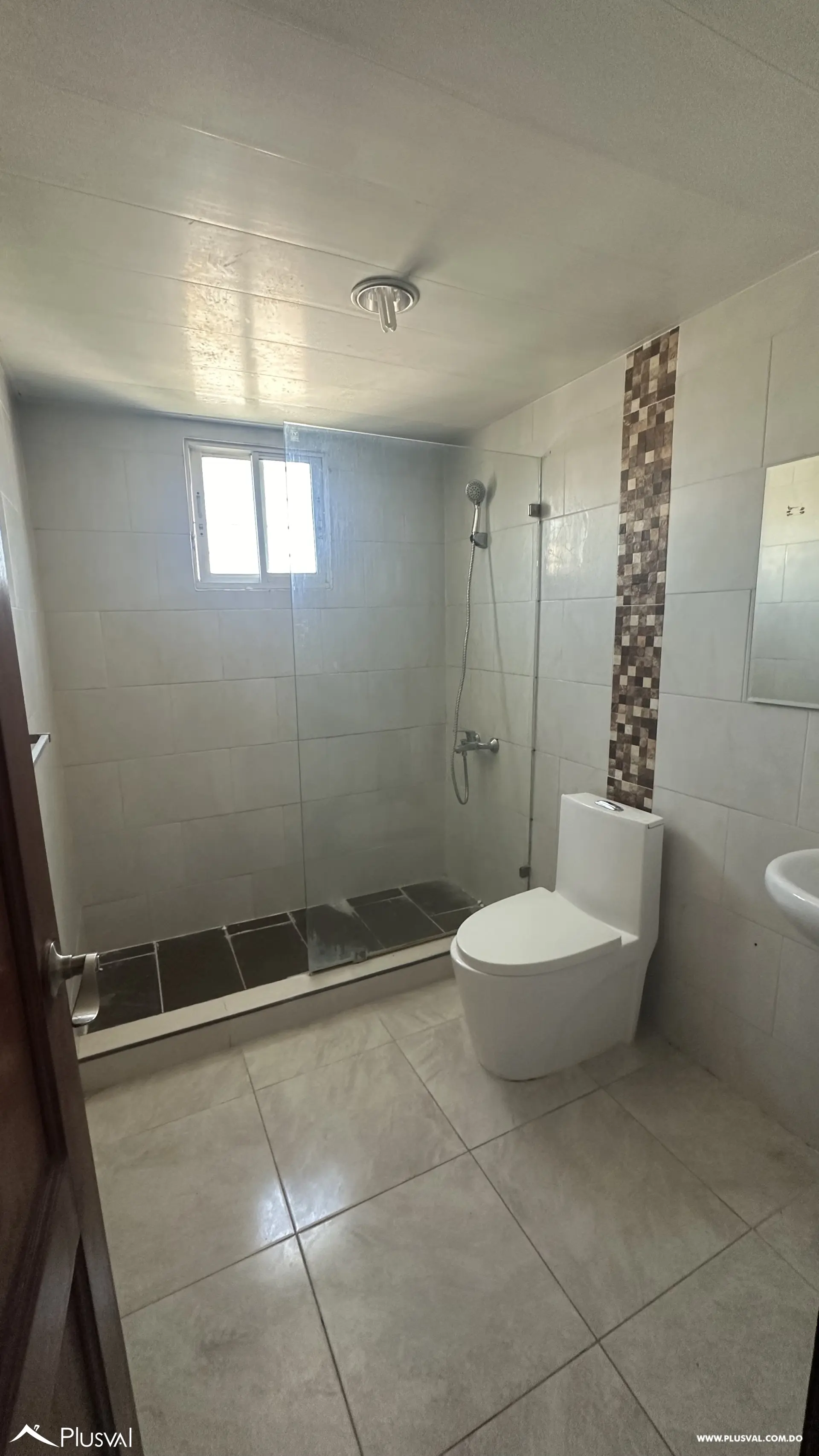 Apartamento en venta en Residencial Primavera – Santo Domingo Este 464390
