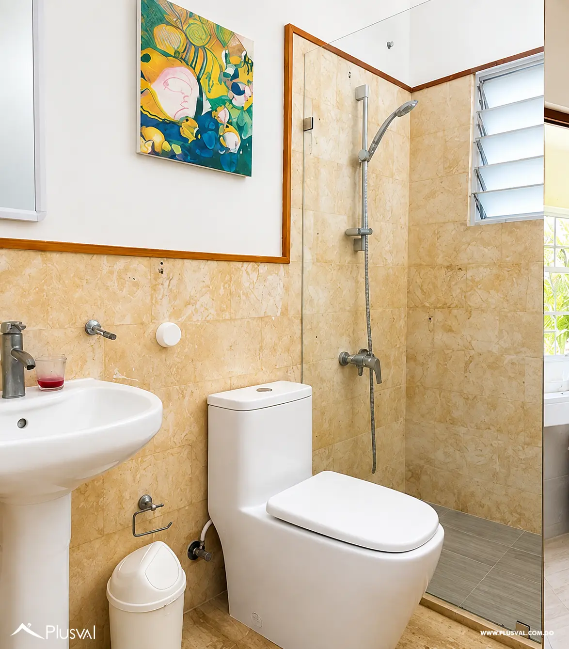 Apartamento con terraza privada 525073