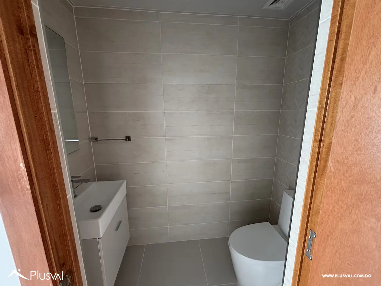 Apartamento en alquiler en Evaristo Morales 492837