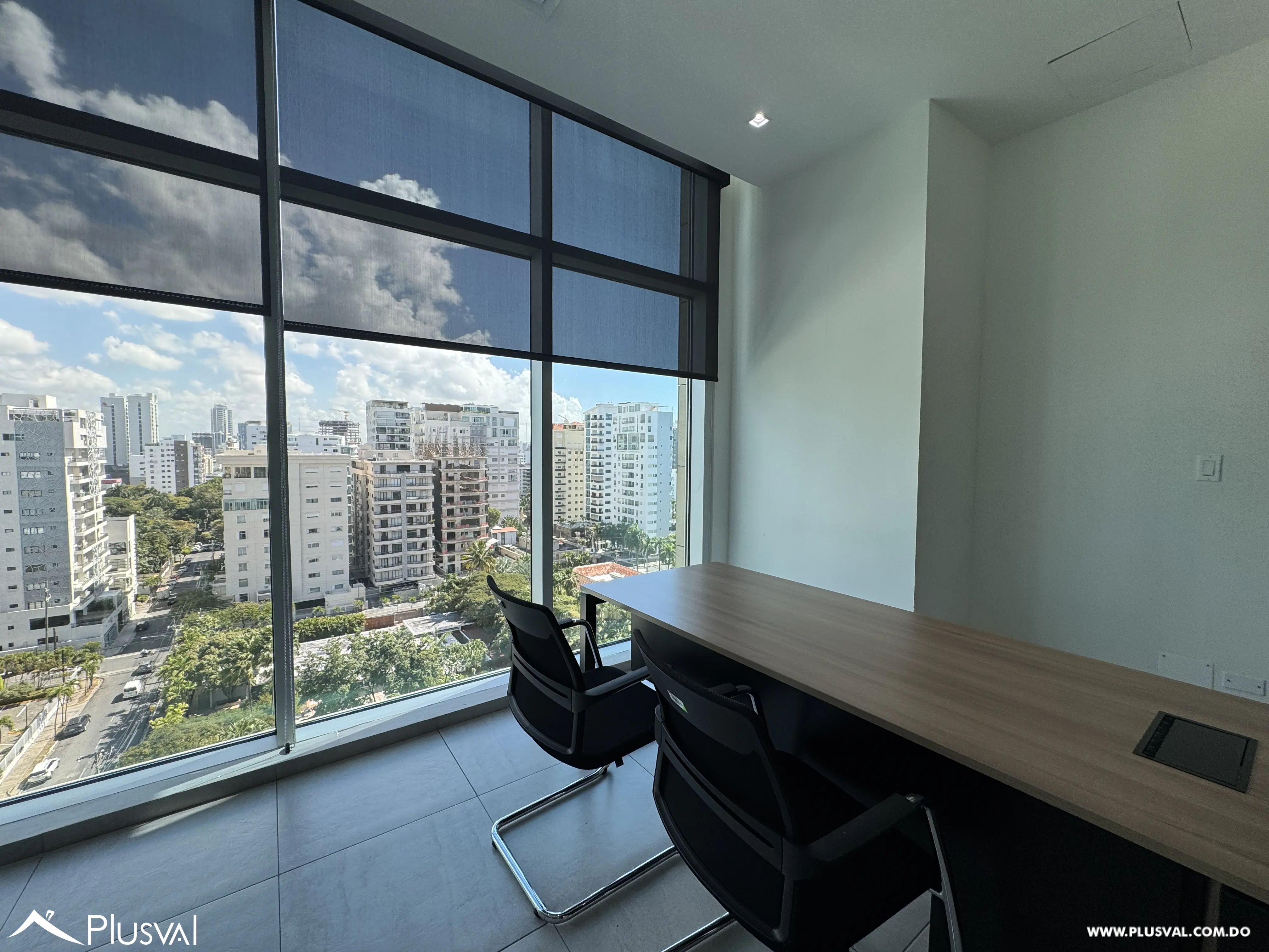 Local en alquiler en corporativo en Piantini 493240