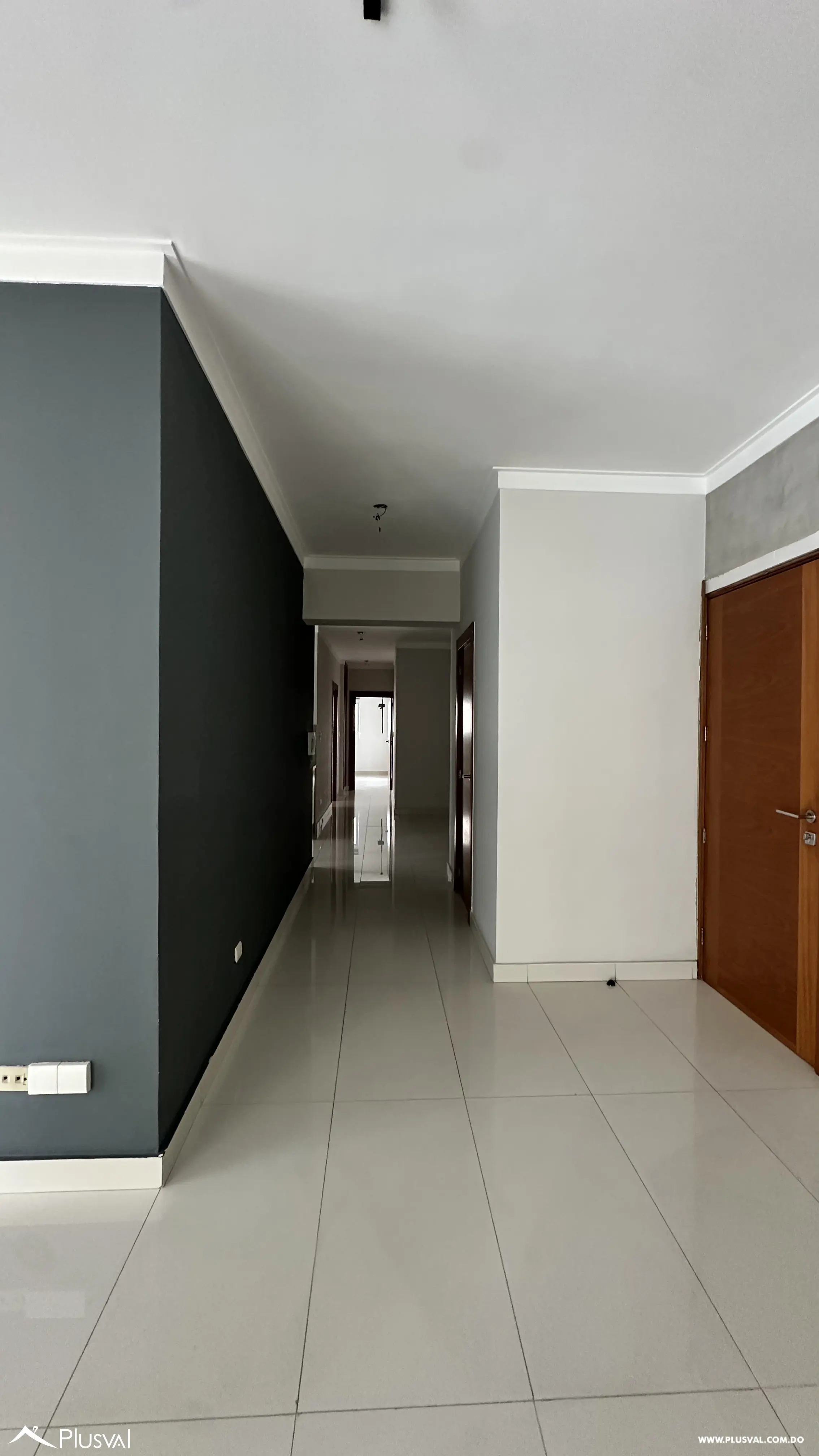 Apartamento de 2 habitaciones en venta en Naco con 2 parqueos y amenidades 514479