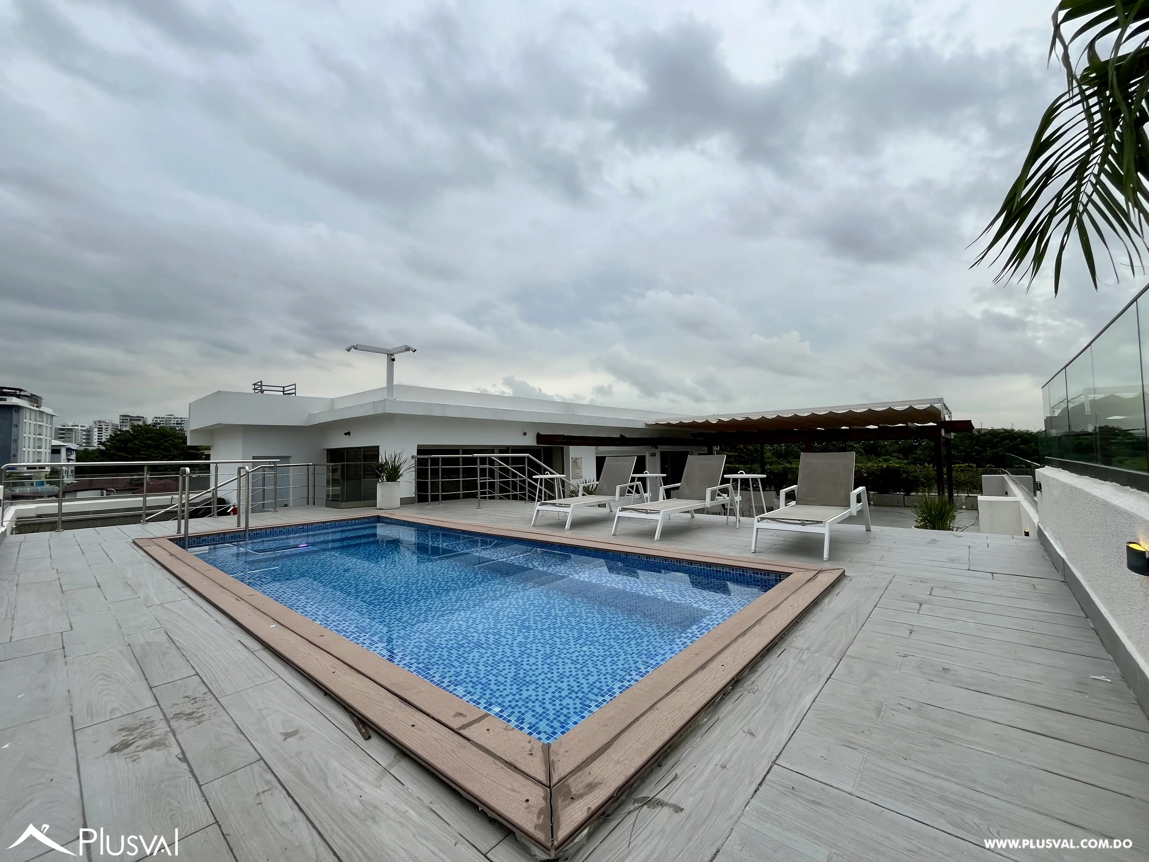 Terraza rooftop con piscina en alquiler en Gazcue 468472