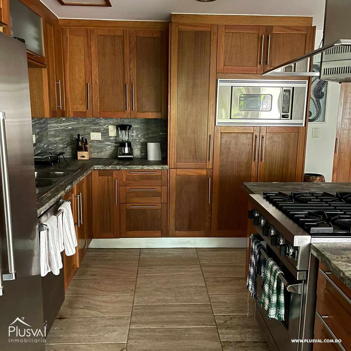 Amplio y exclusivo apartamento de 3 habitaciones y terraza 241777