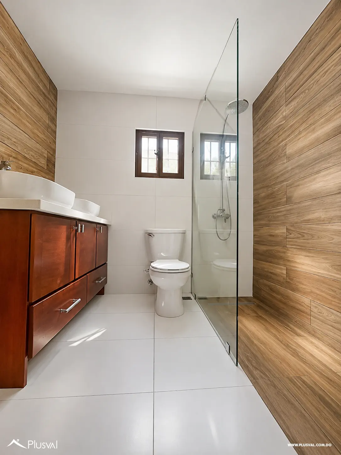 Casa en alquiler en Ensanche Paraíso | Uso residencial o comercial 520026
