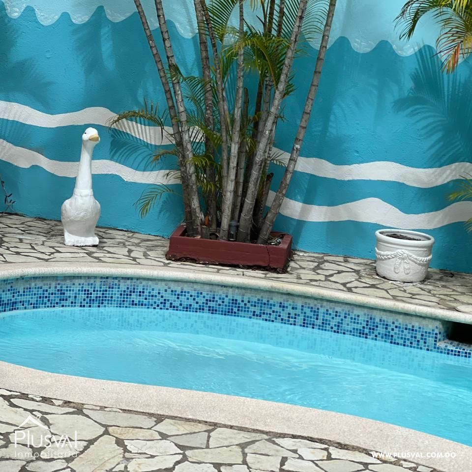 Descubre el Hogar de tus Sueños: Amplia Casa de 4 Habitaciones con Baño Privado, Piscina y Espacios de Lujo para Vivir al Máximo 381261