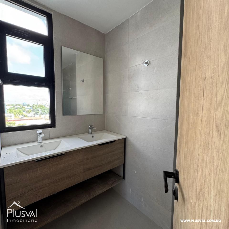Venta de apartamento de 3 habitaciones y 3 parqueos en el sector de Naco 421531