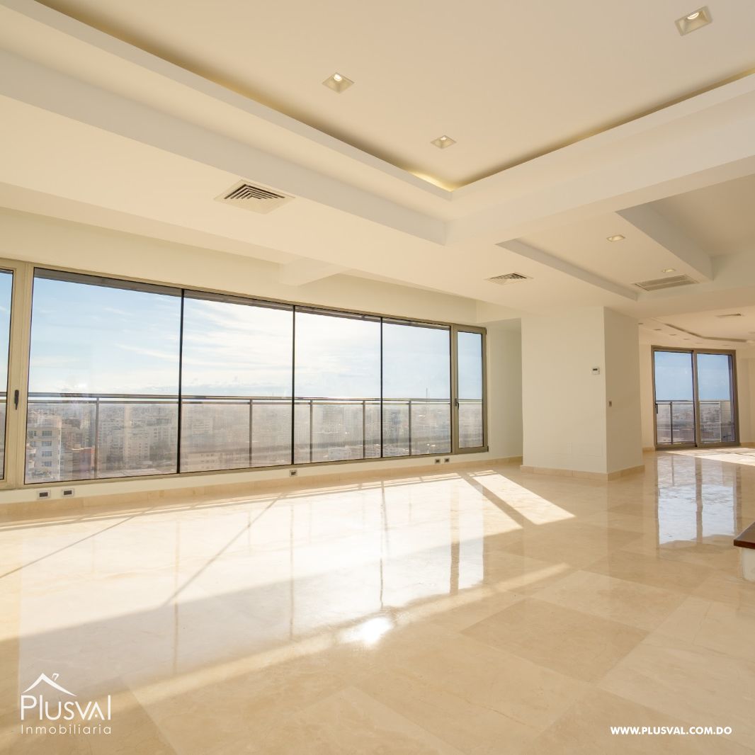 Impresionante Penthouse de 4 hab en Venta de 2 Niveles en el Exclusivo Sector de Bella Vista 410268