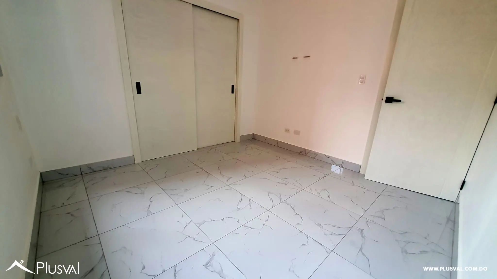 Apartamento en renta en Evaristo Morales 525240