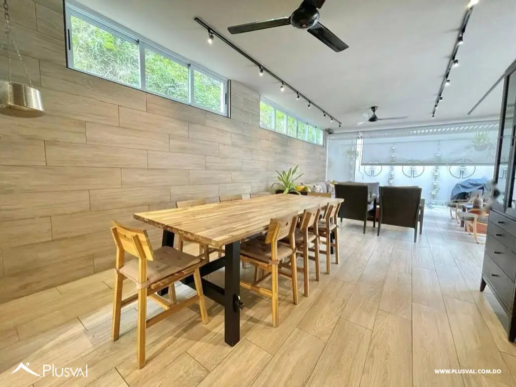 Casa en alquiler amueblada finamente con Patio y  Jacuzzi  en la mejor zona en Los Ríos 528248