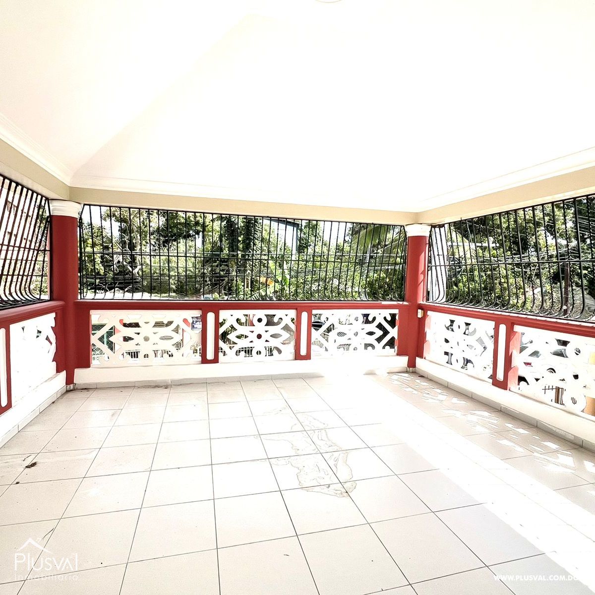 Casa de 2 niveles en Venta en lugar Céntrico 345245