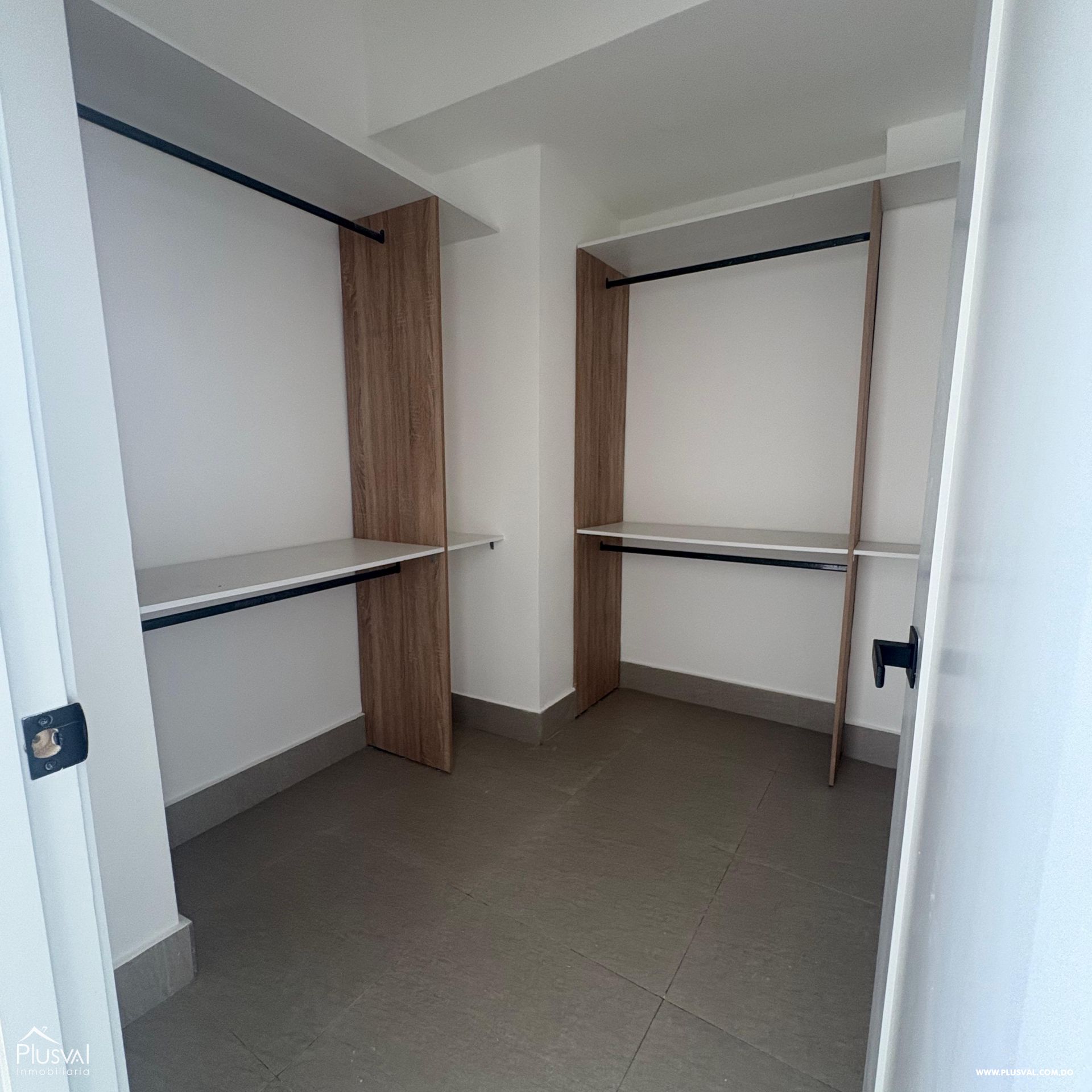 Venta de apartamento  en Santiago a solo 5 minutos de Ágora Santiago Center 501436