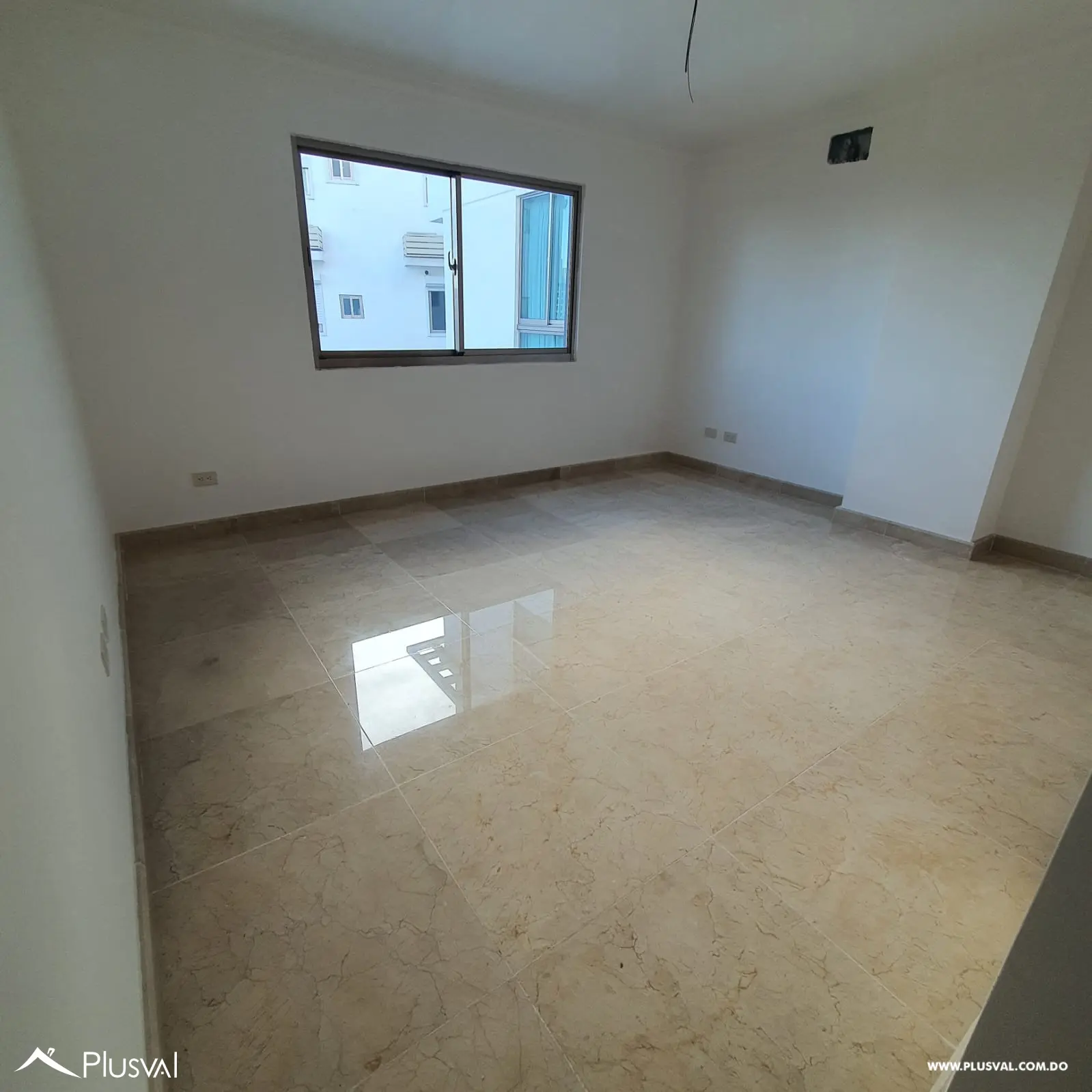 Alquiler de fino apartamento en Cacicazgos 459041