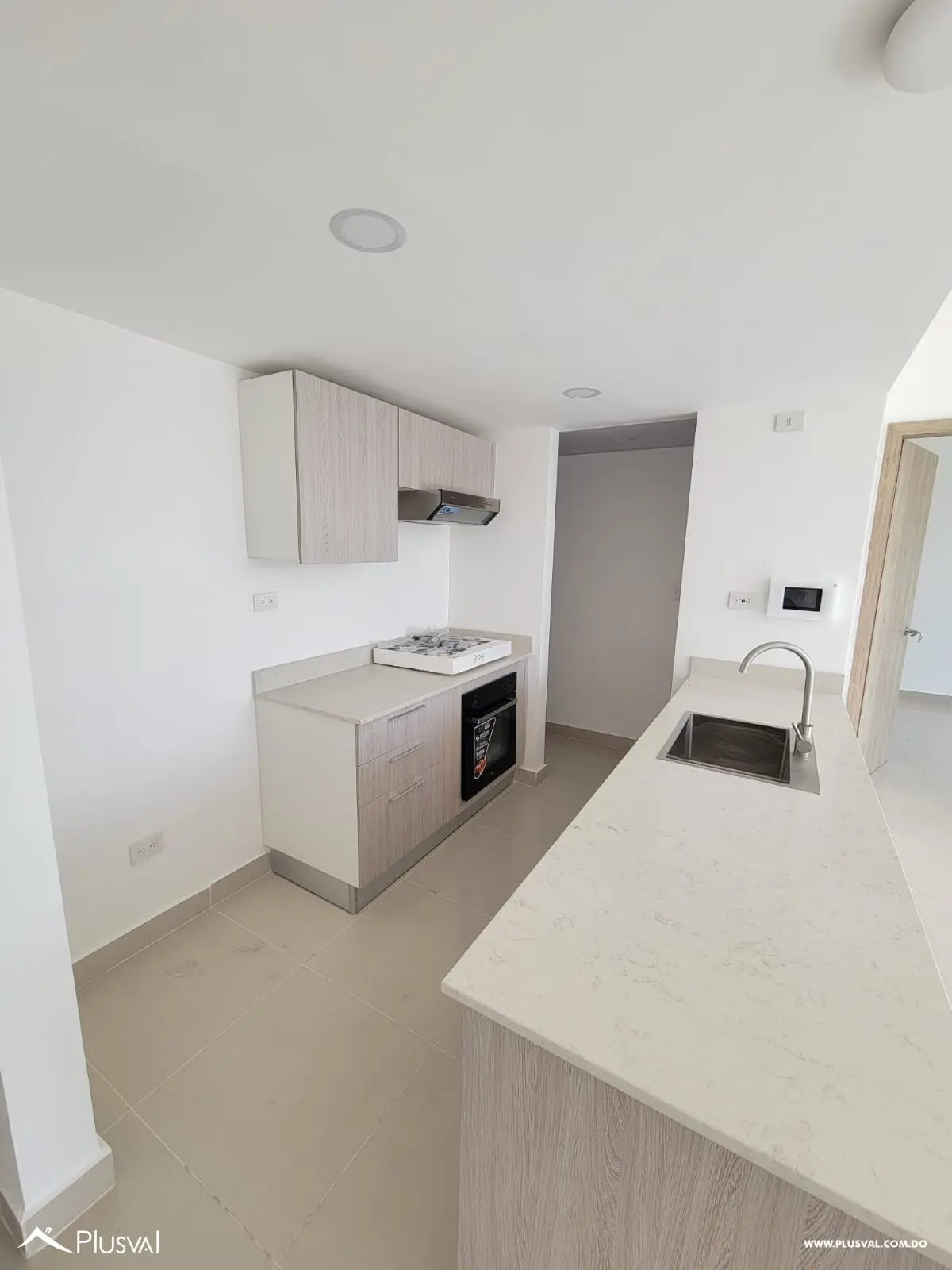 Apartamento de 3er nivel en Santiago: Exclusividad, elegancia y amplios espacios 462774
