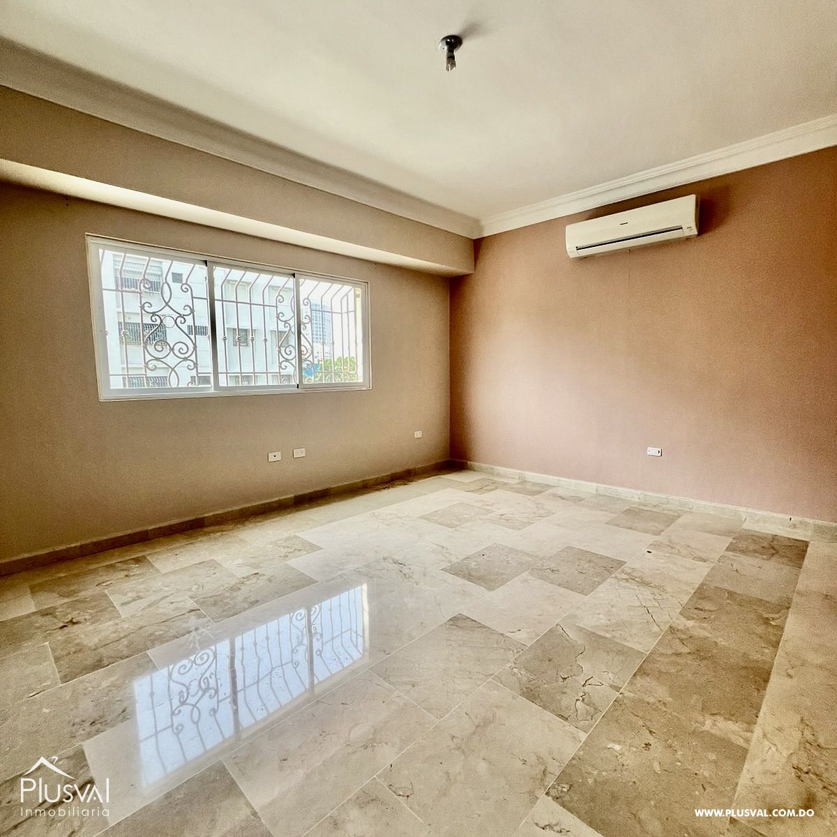 Apartamento en venta en Piantini 517264