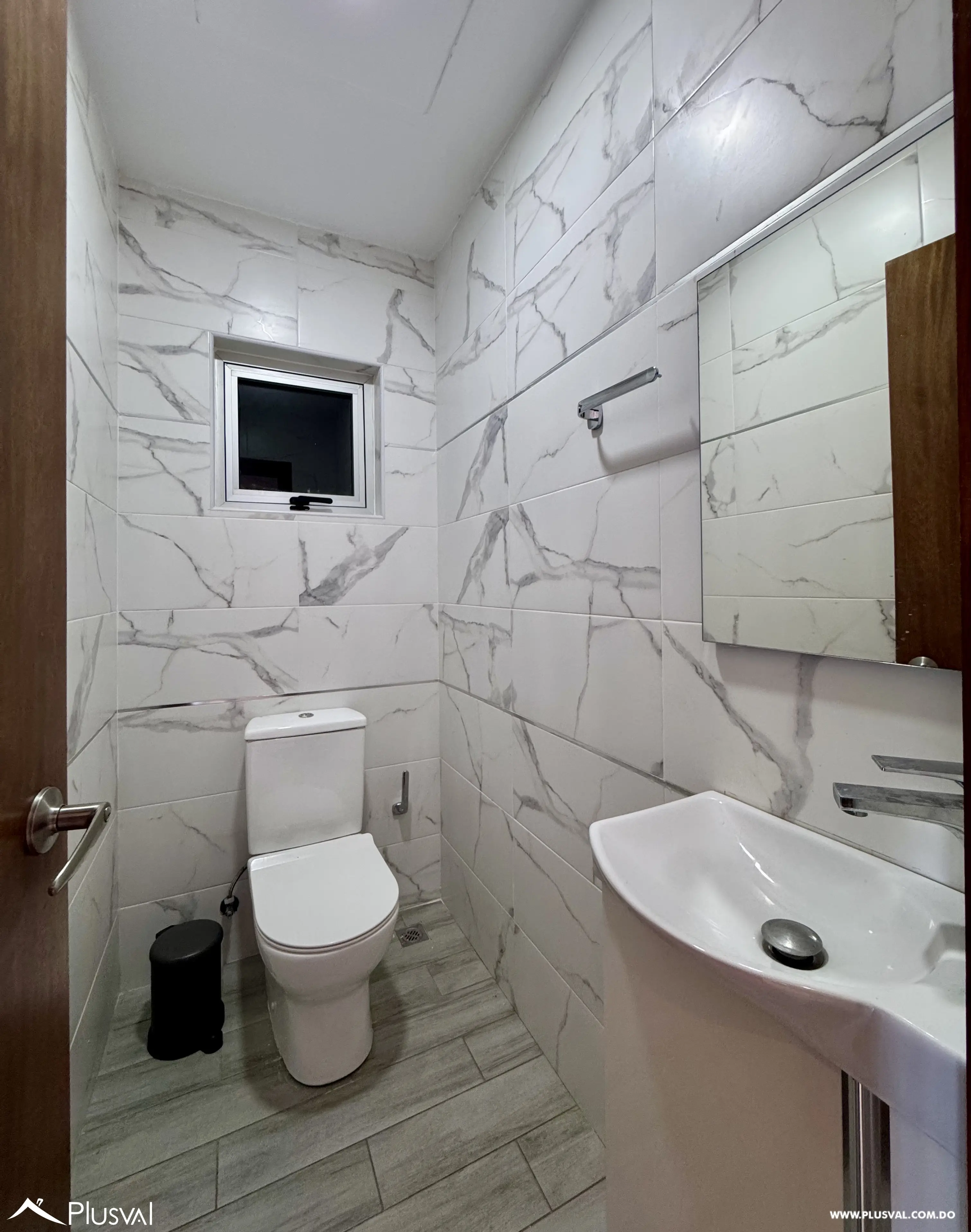 Alquilo Hermoso Apto. Amueblado en La Esperilla 499993