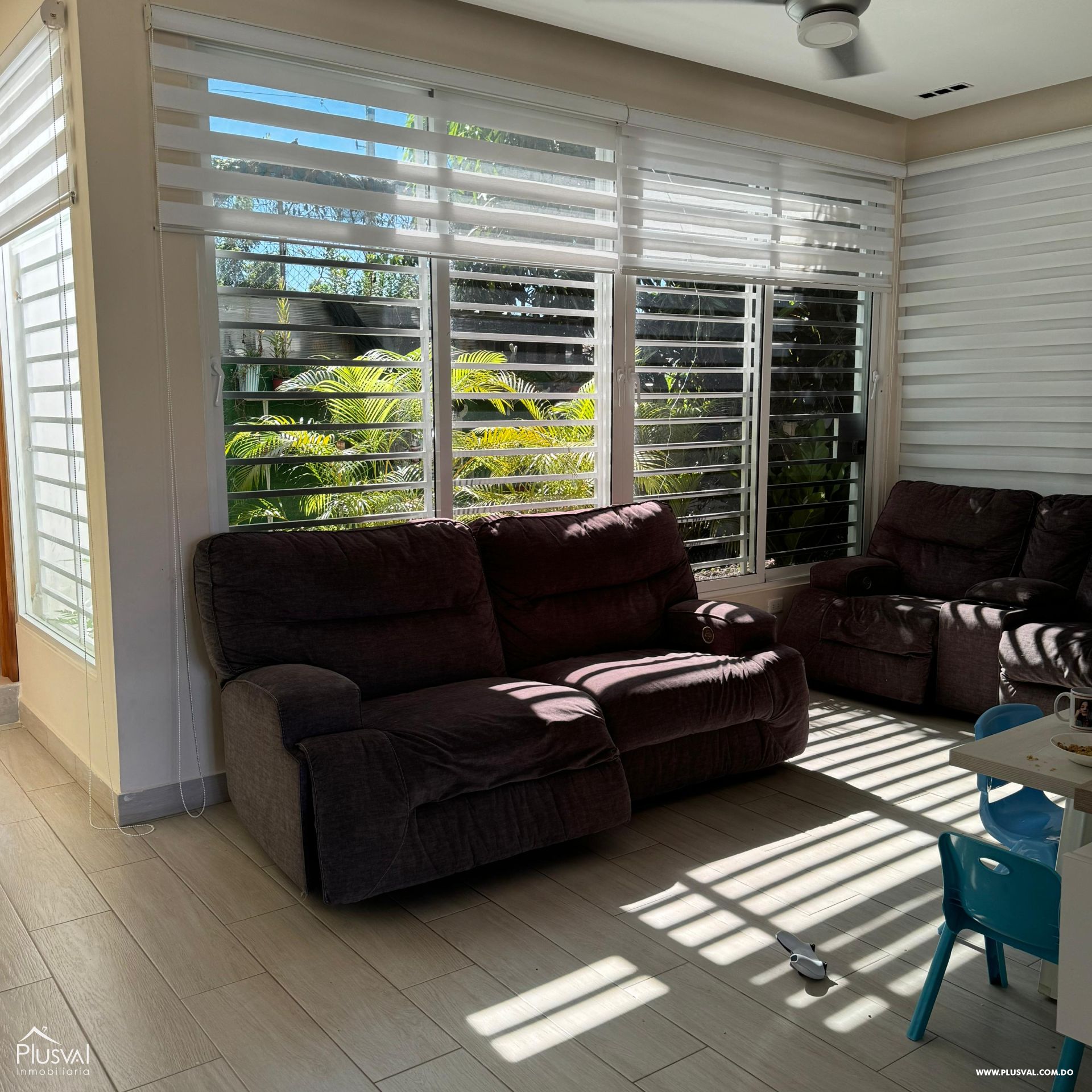 Casa con amplios espacios y moderno diseño en La Vega. 397661