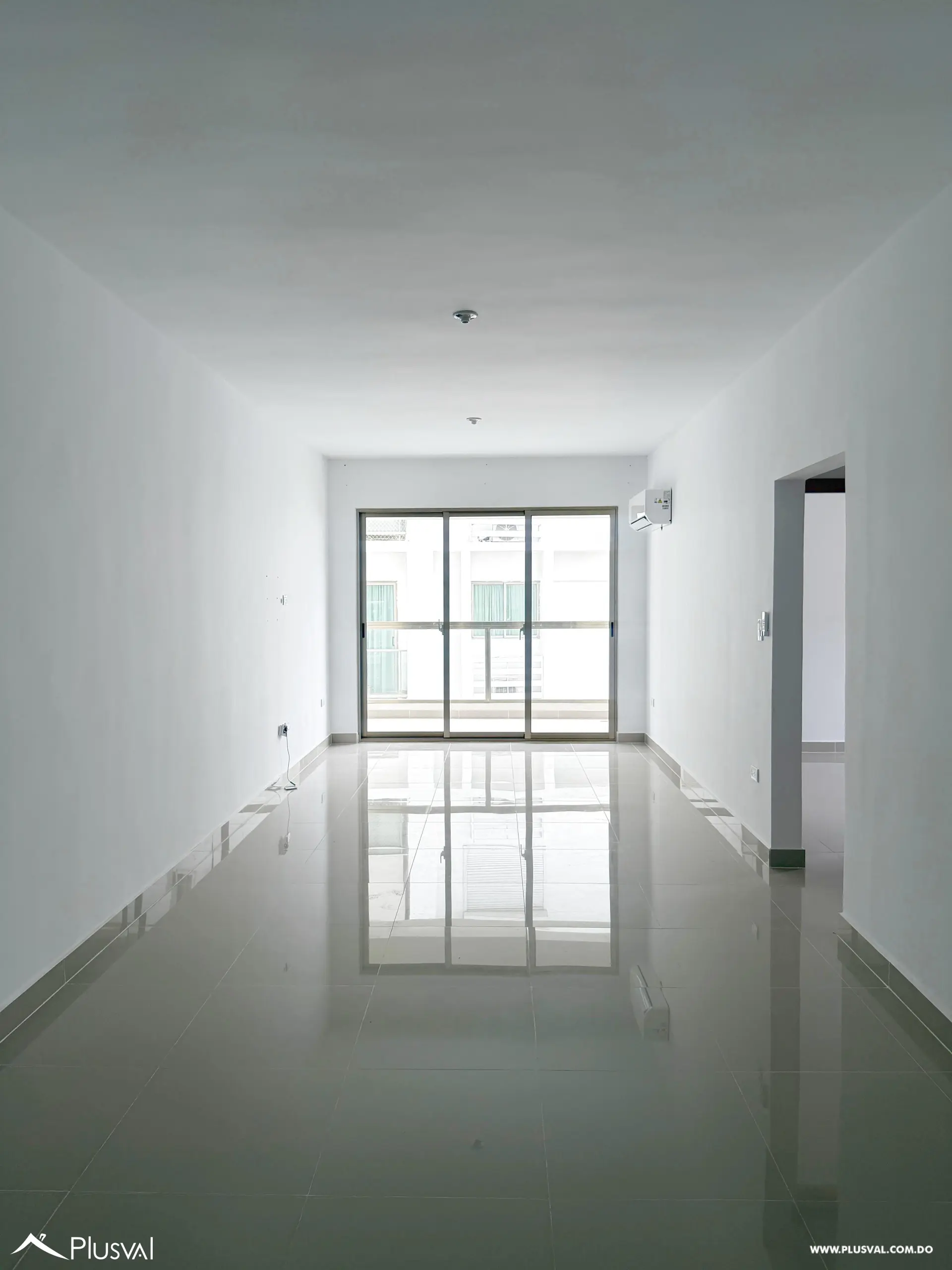 Apartamento en alquiler nuevo a estrenar de 2 habitaciones y 2 parqueos 512239