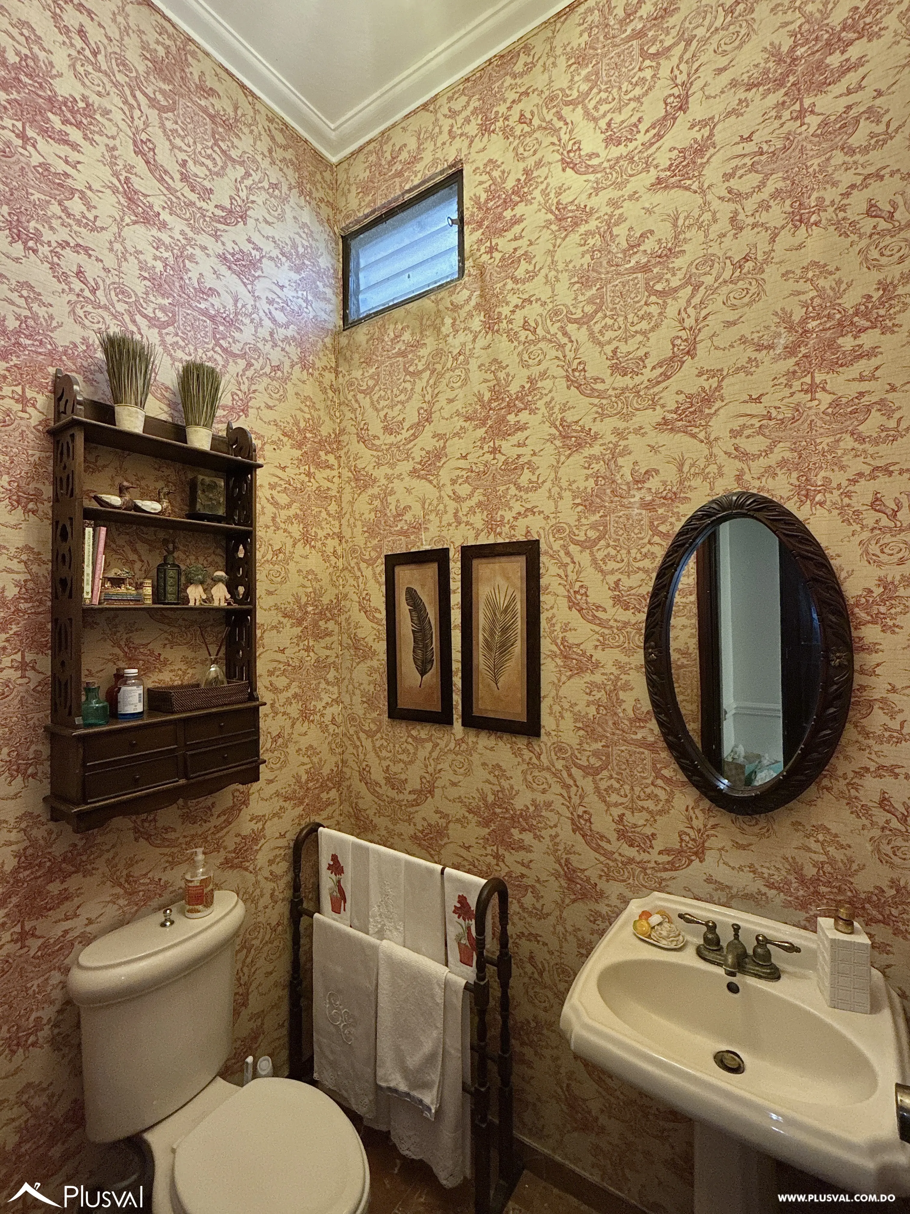 Exclusiva Residencia de Un nivel con Amplio Jardín y Patio en Cuesta Hermosa II 487477