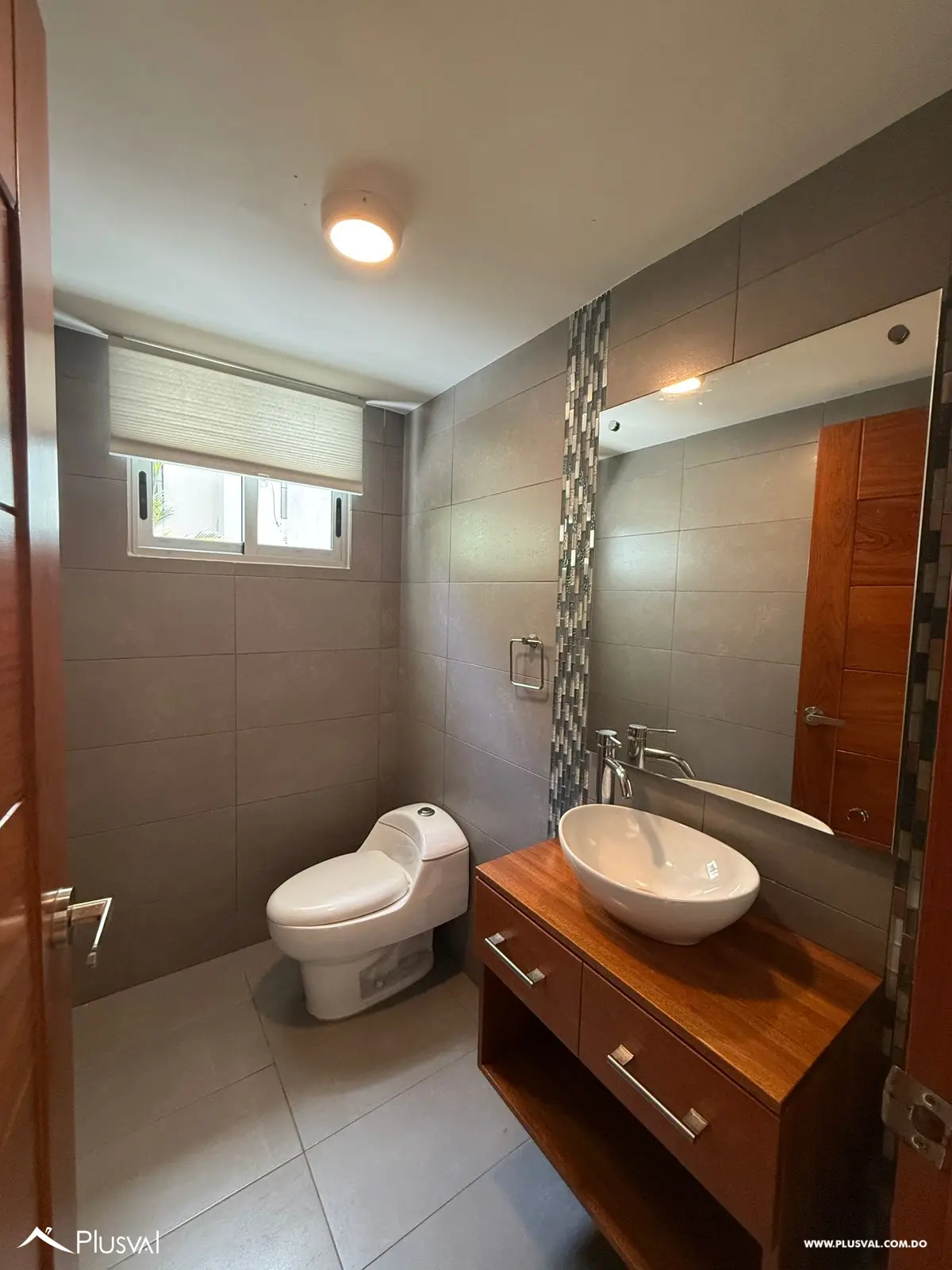Moderno apartamento en alquiler en Evaristo 459400
