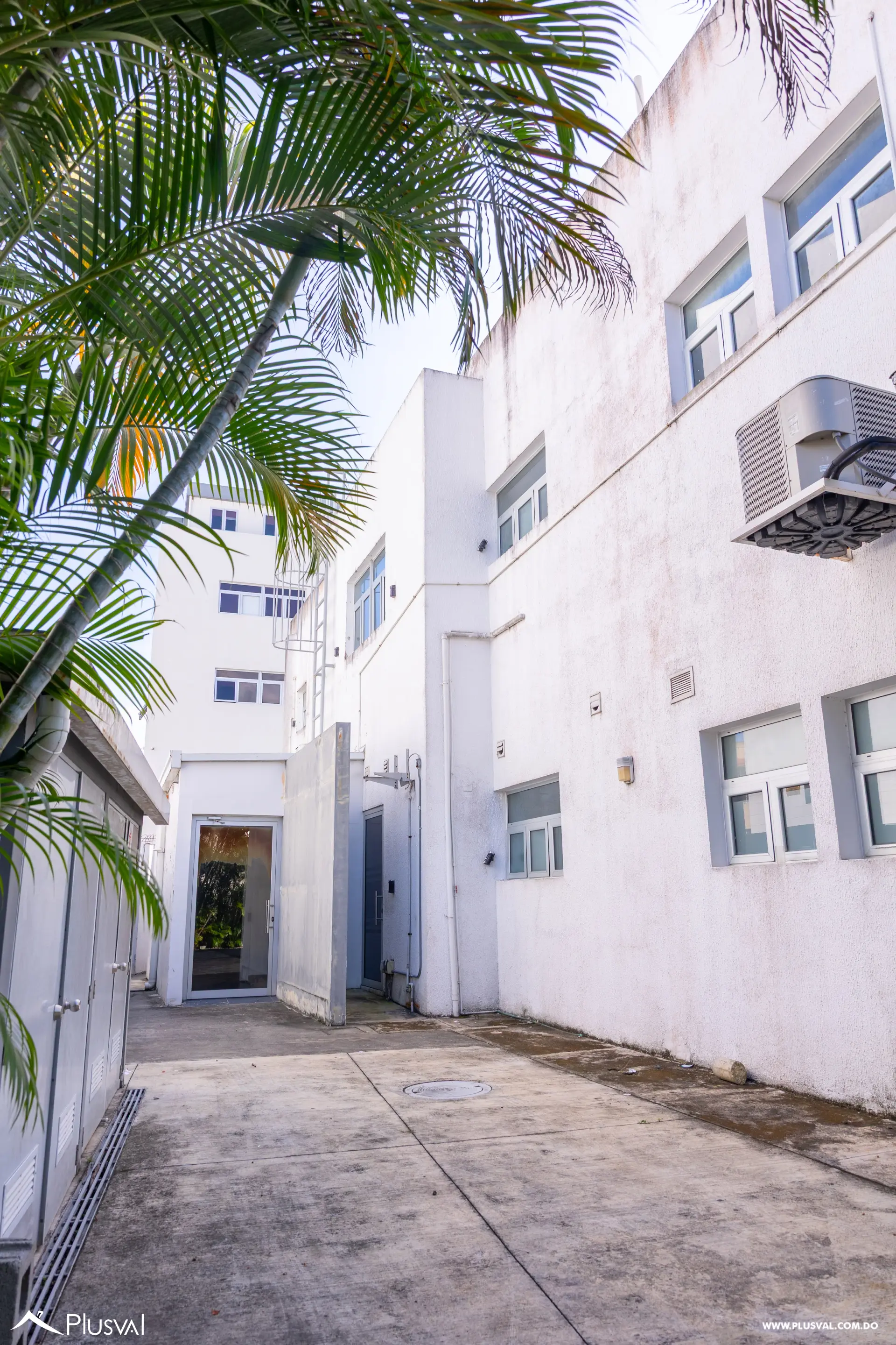 Edificio Comercial En Alquiler 494935