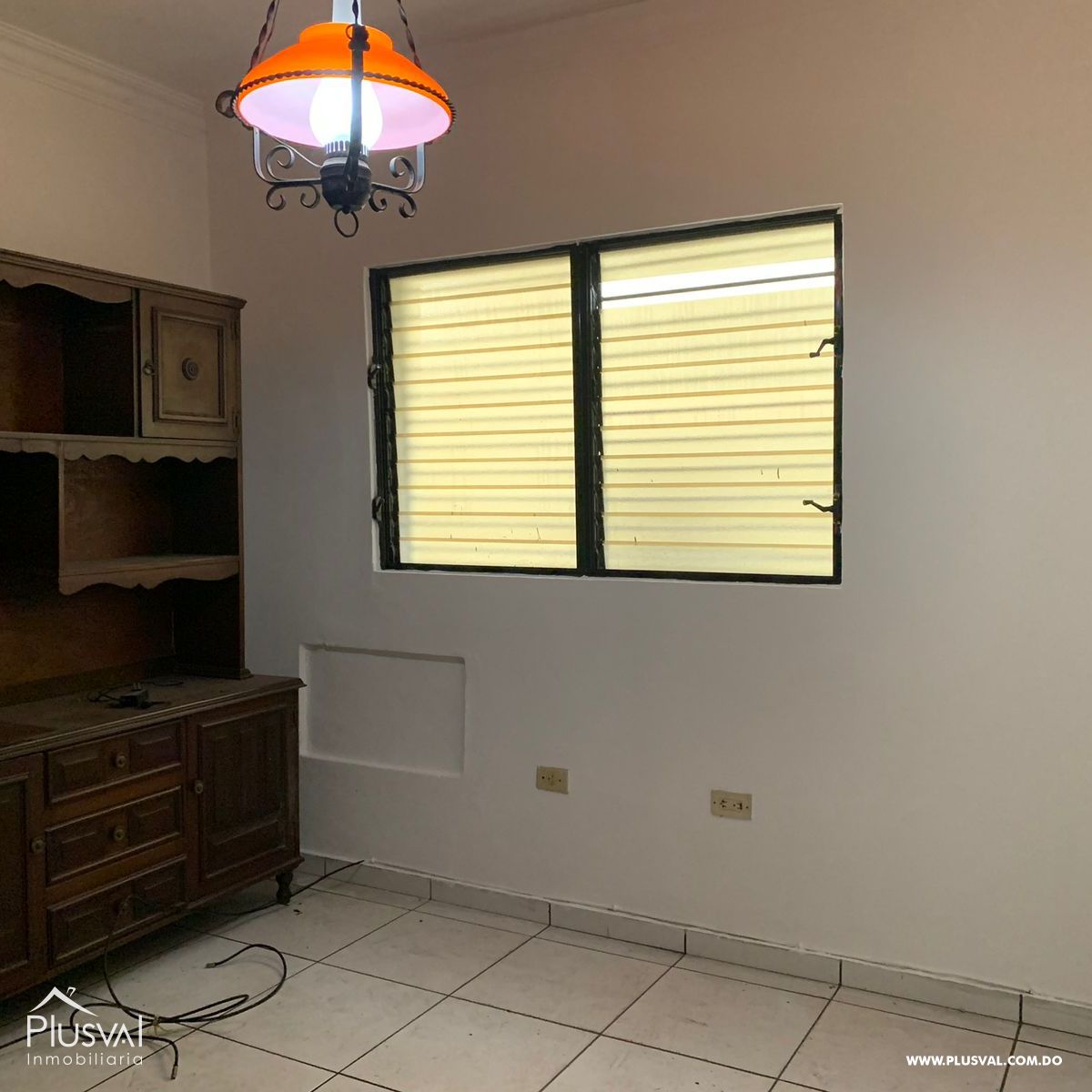 Apartamento con terraza en venta, Evaristo Morales de 3 habitaciones 395386