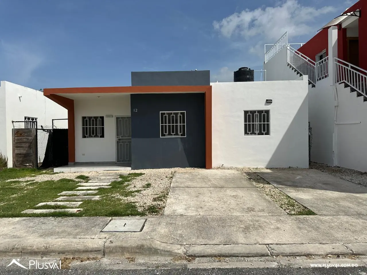CASA EN ALQUILER RESIDENCIAL LAS GAVIOTAS / BAVARO 526000