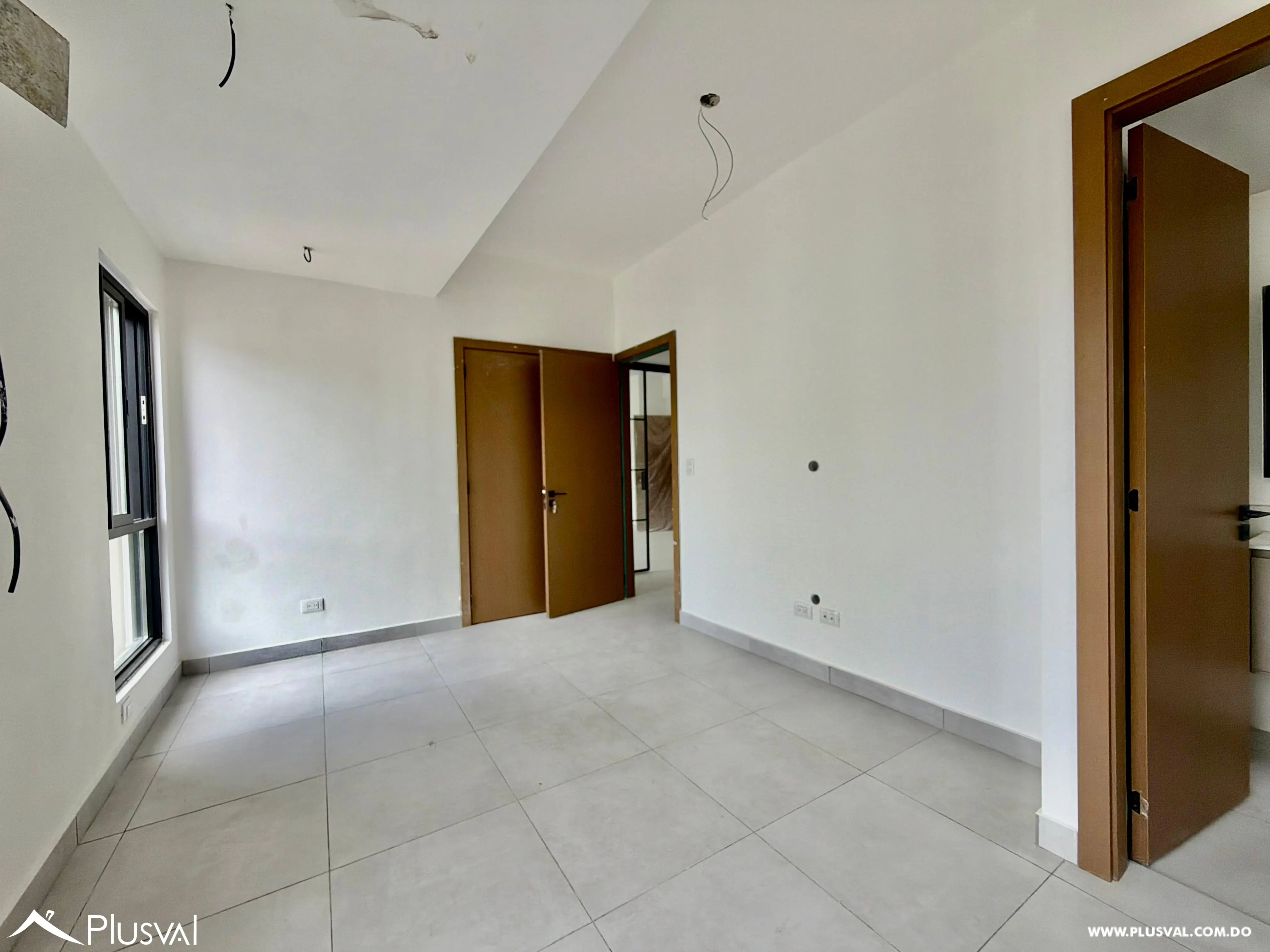 Hermoso apartamento apartamento en alquiler, en la mejor zona de Evaristo Morales 505299