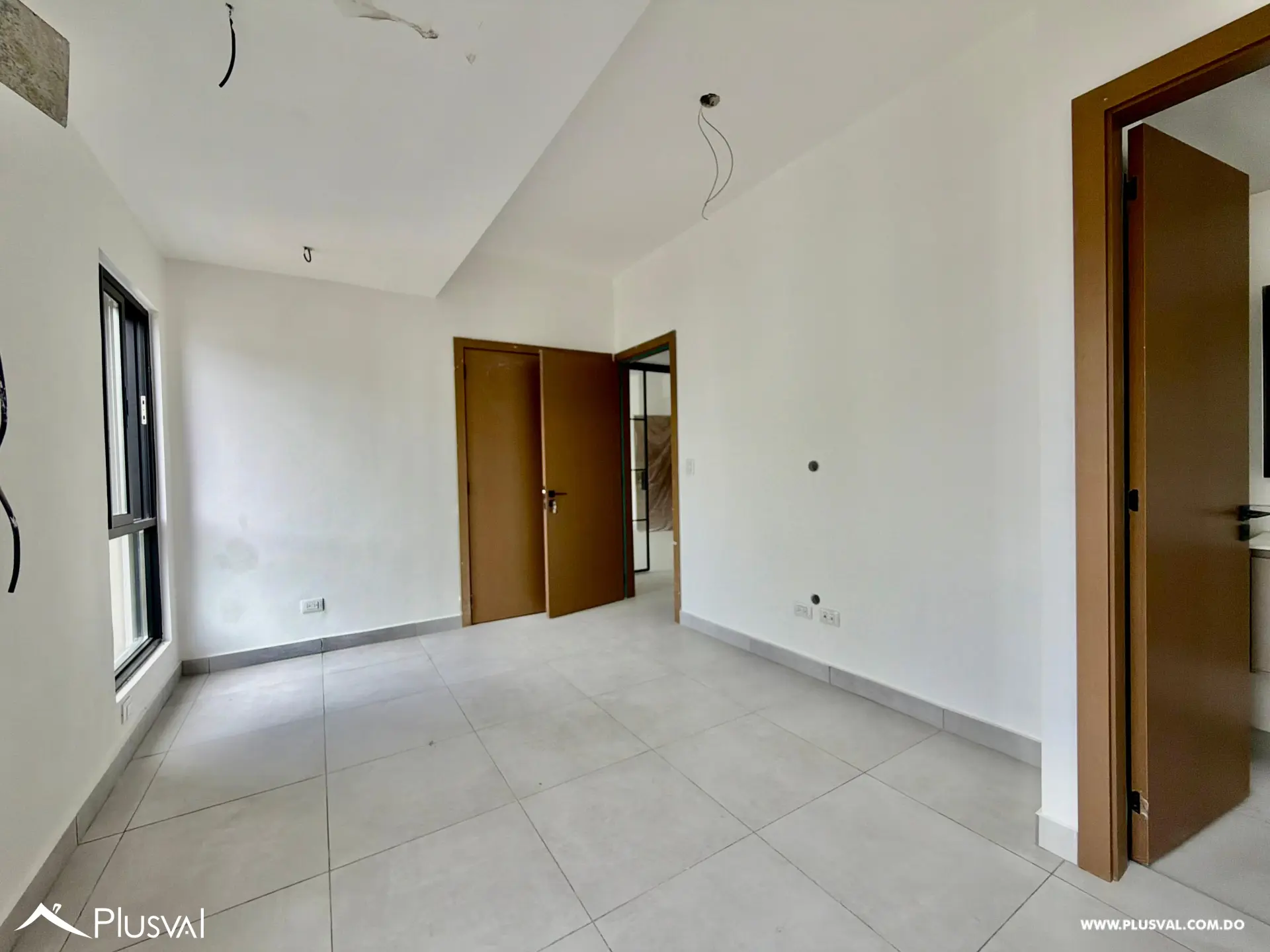 Hermoso apartamento apartamento en alquiler, en la mejor zona de Evaristo Morales 505299
