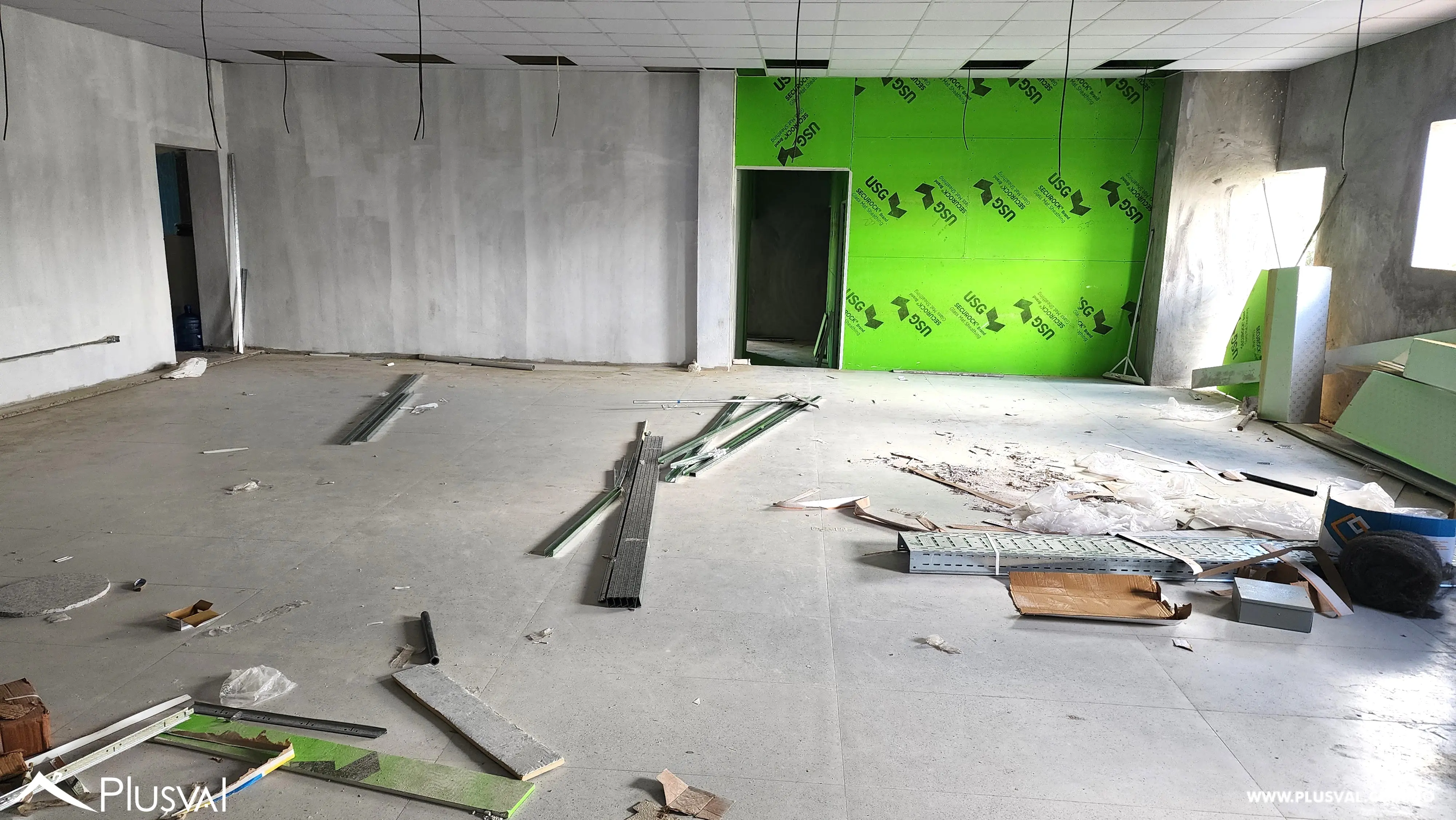 Alquiler de amplio local de oficinas en La Fe. 496498