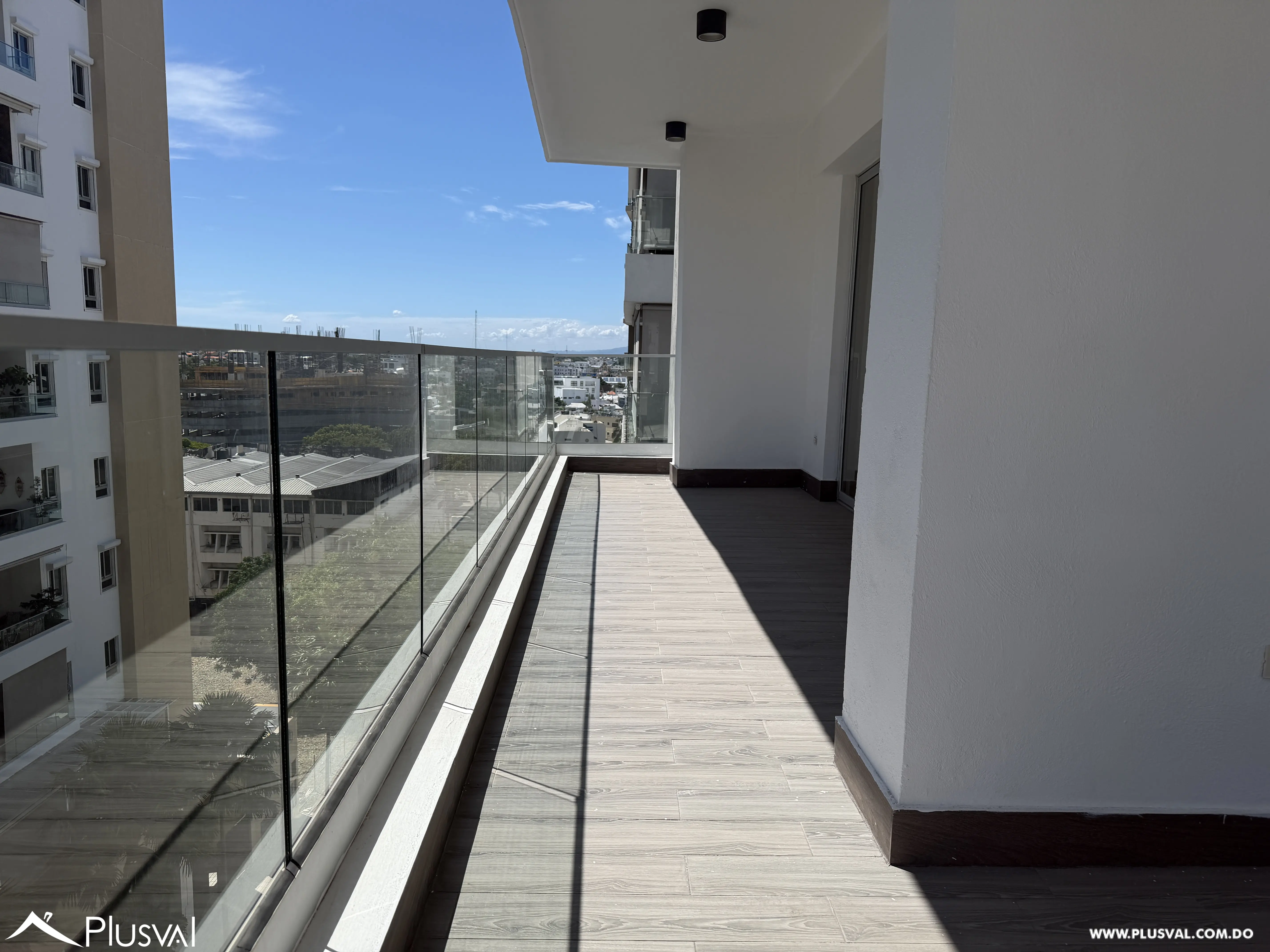 Amplio apartamento en venta de 3 habitaciones. 533465