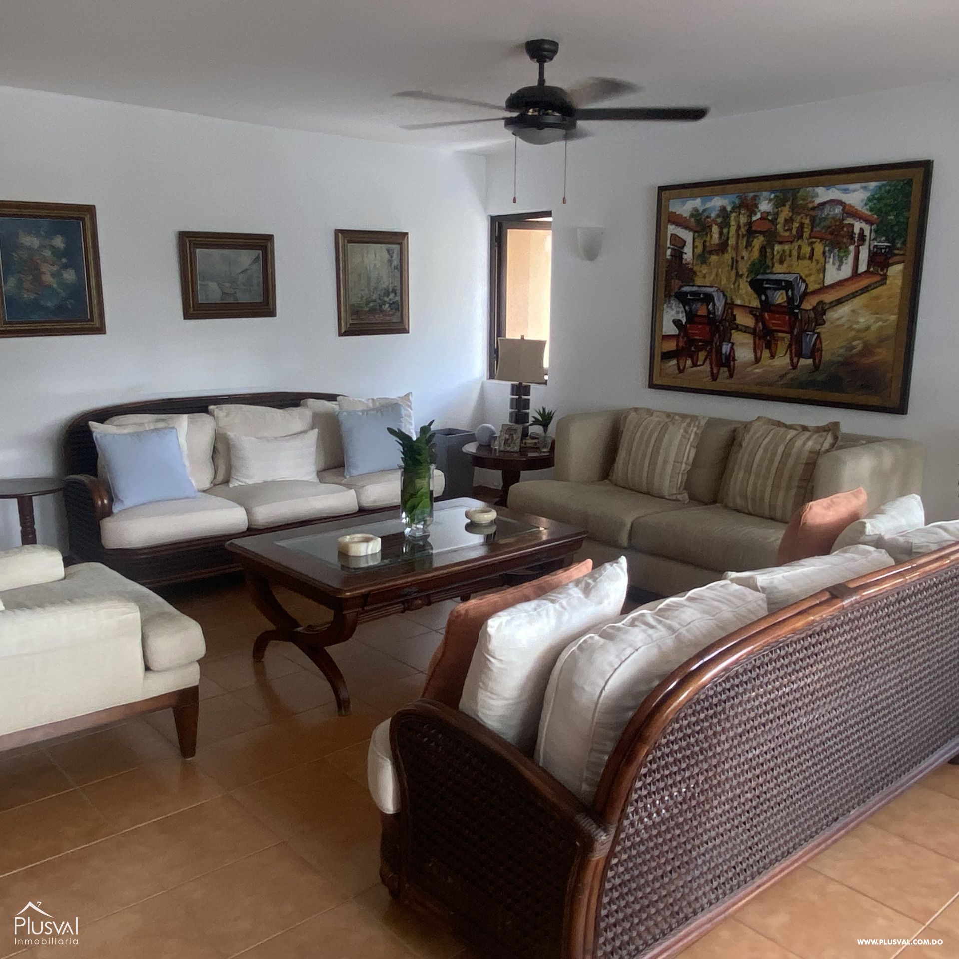 Amplio y fresco Apto clásico con Terraza Privada 366207