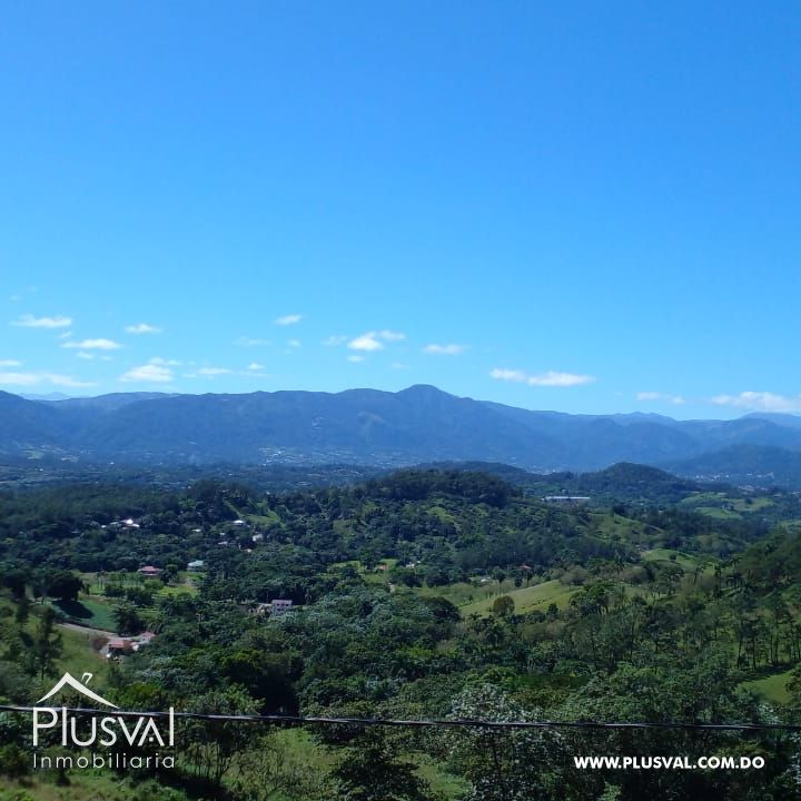 Casa en venta en bella montaña de Jarabacoa con hermosa vista al Pico Duarte 403369