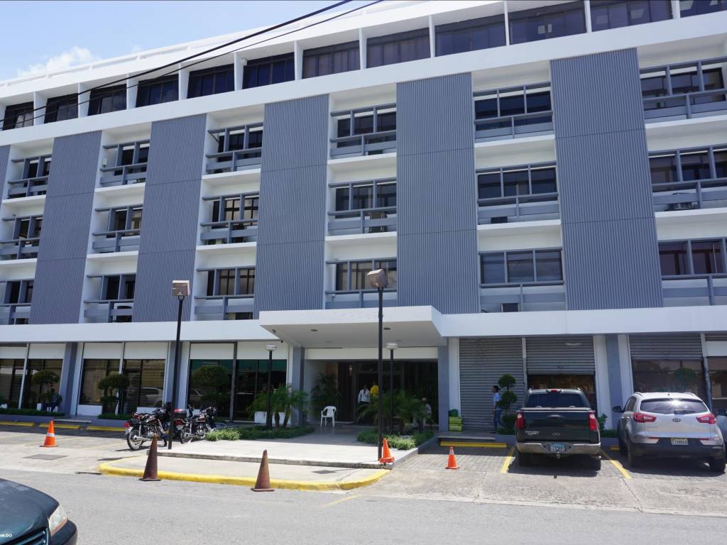 Edificio en venta en avenida principal, La Fe 48888