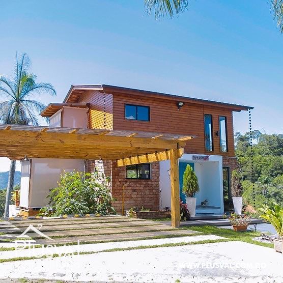 Hermosa Villa de venta en Jarabacoa con vista a la Montaña 366636