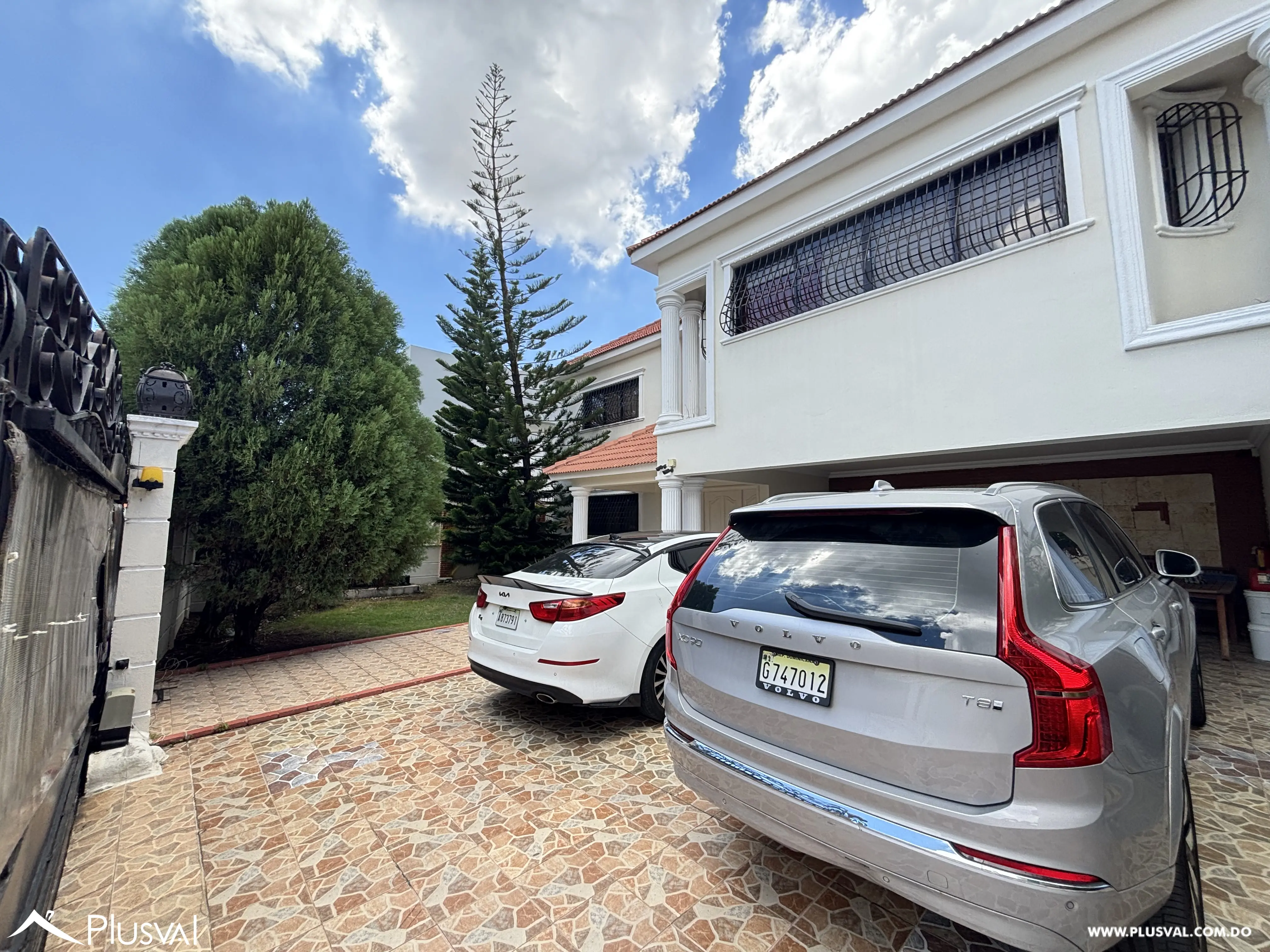 Amplia casa en venta en Las Praderas 469984