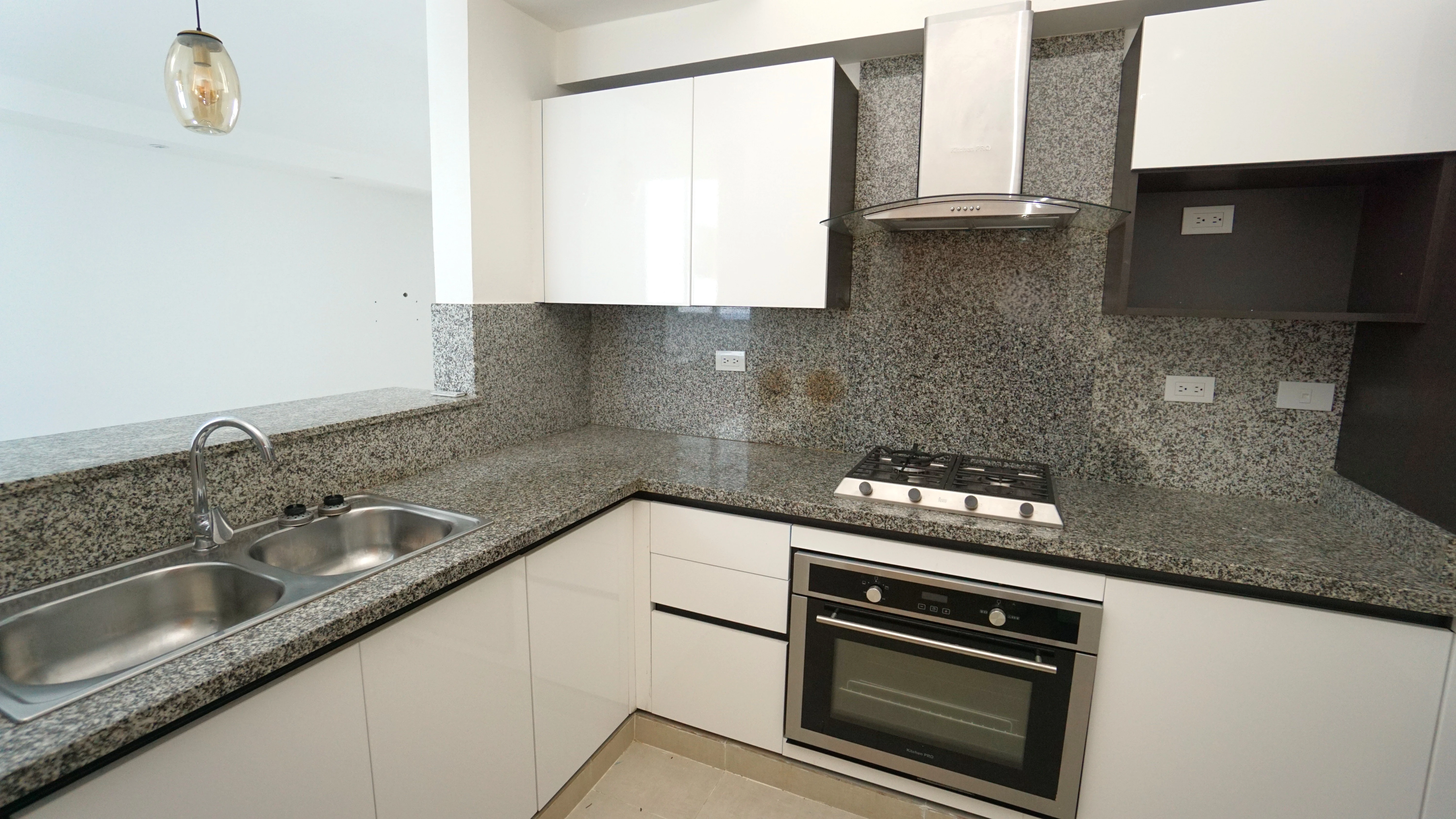 Apartamento en Alquiler, Evaristo Morales 438218