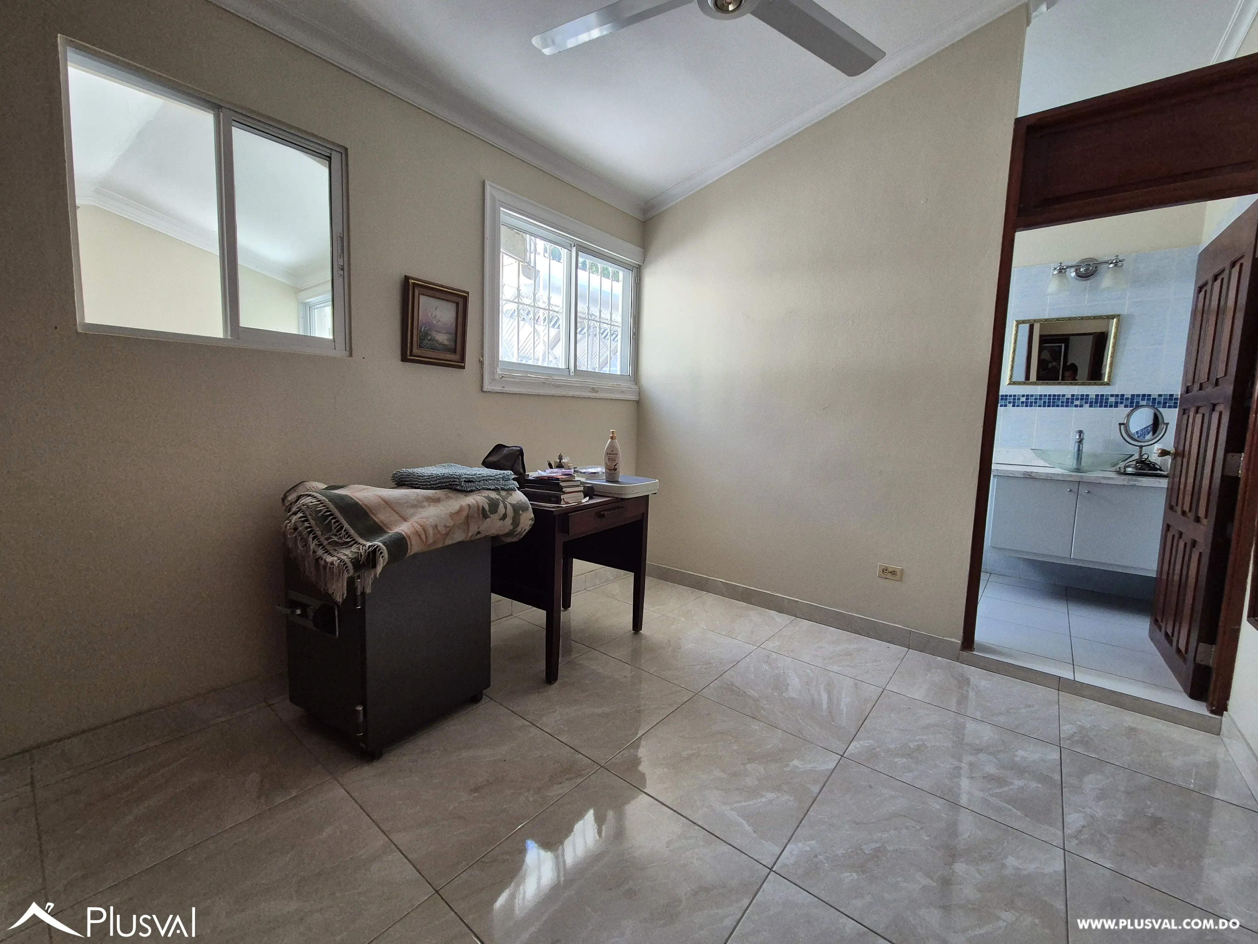 Amplia y hermosa casa en venta en Arroyo Hondo 2 456838